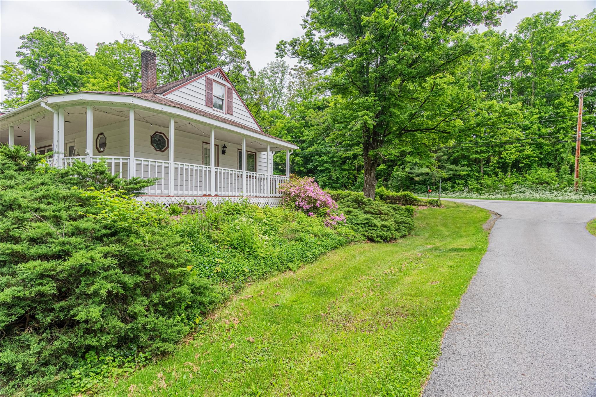 6 Swain Drive, Pleasant Valley, NY 12569