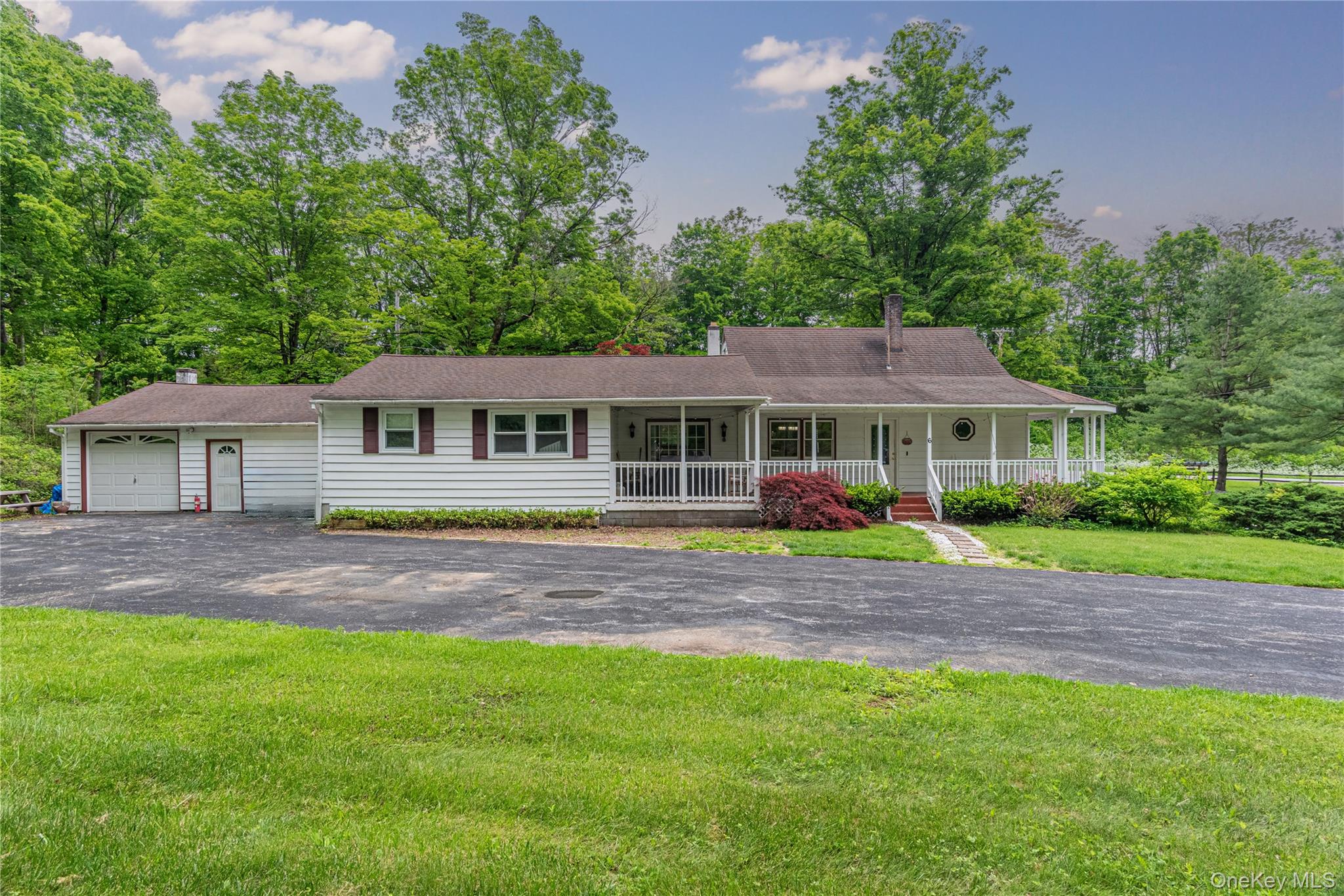 6 Swain Drive, Pleasant Valley, NY 12569