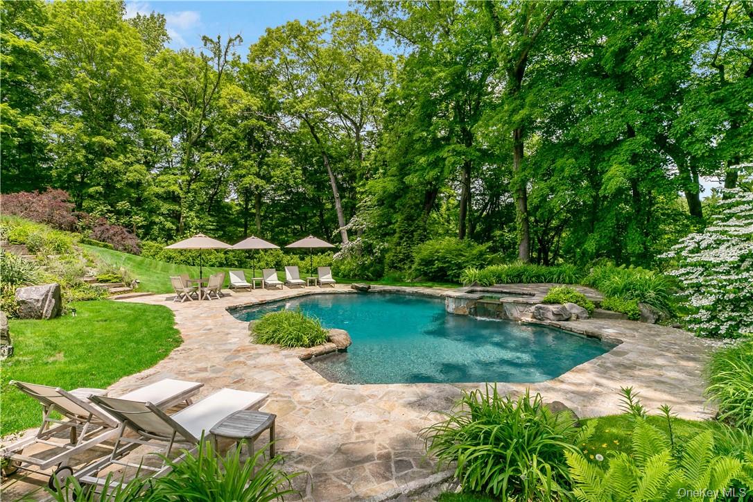 70 Haights Cross Road, Chappaqua, NY 10514