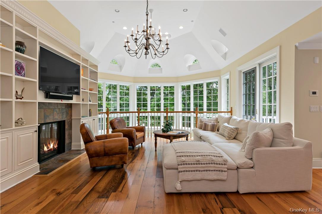 70 Haights Cross Road, Chappaqua, NY 10514