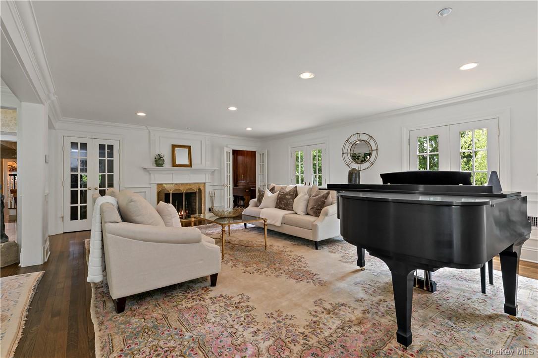 70 Haights Cross Road, Chappaqua, NY 10514