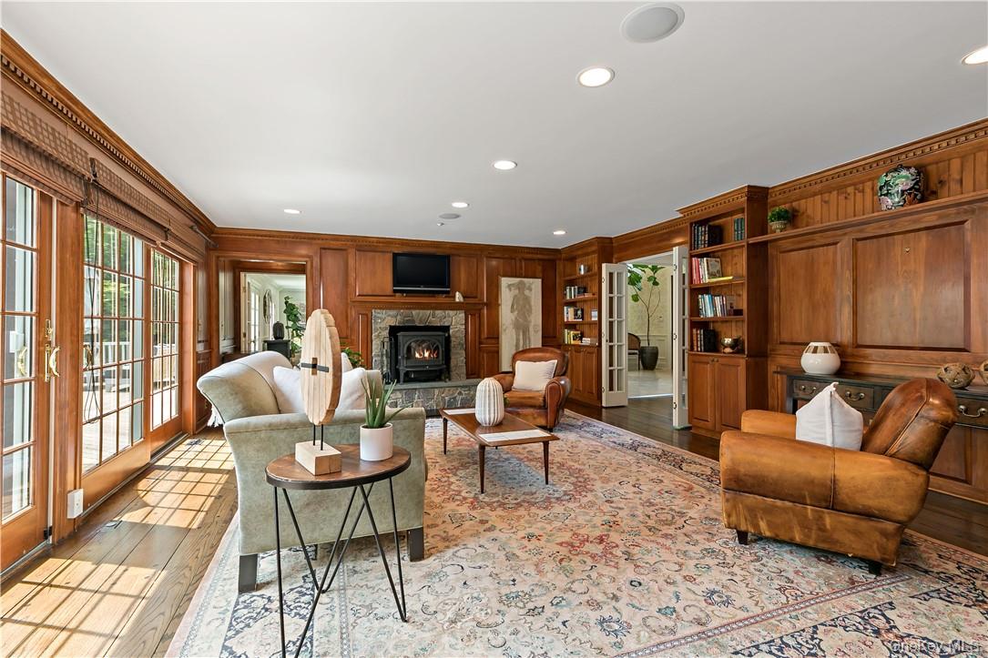 70 Haights Cross Road, Chappaqua, NY 10514