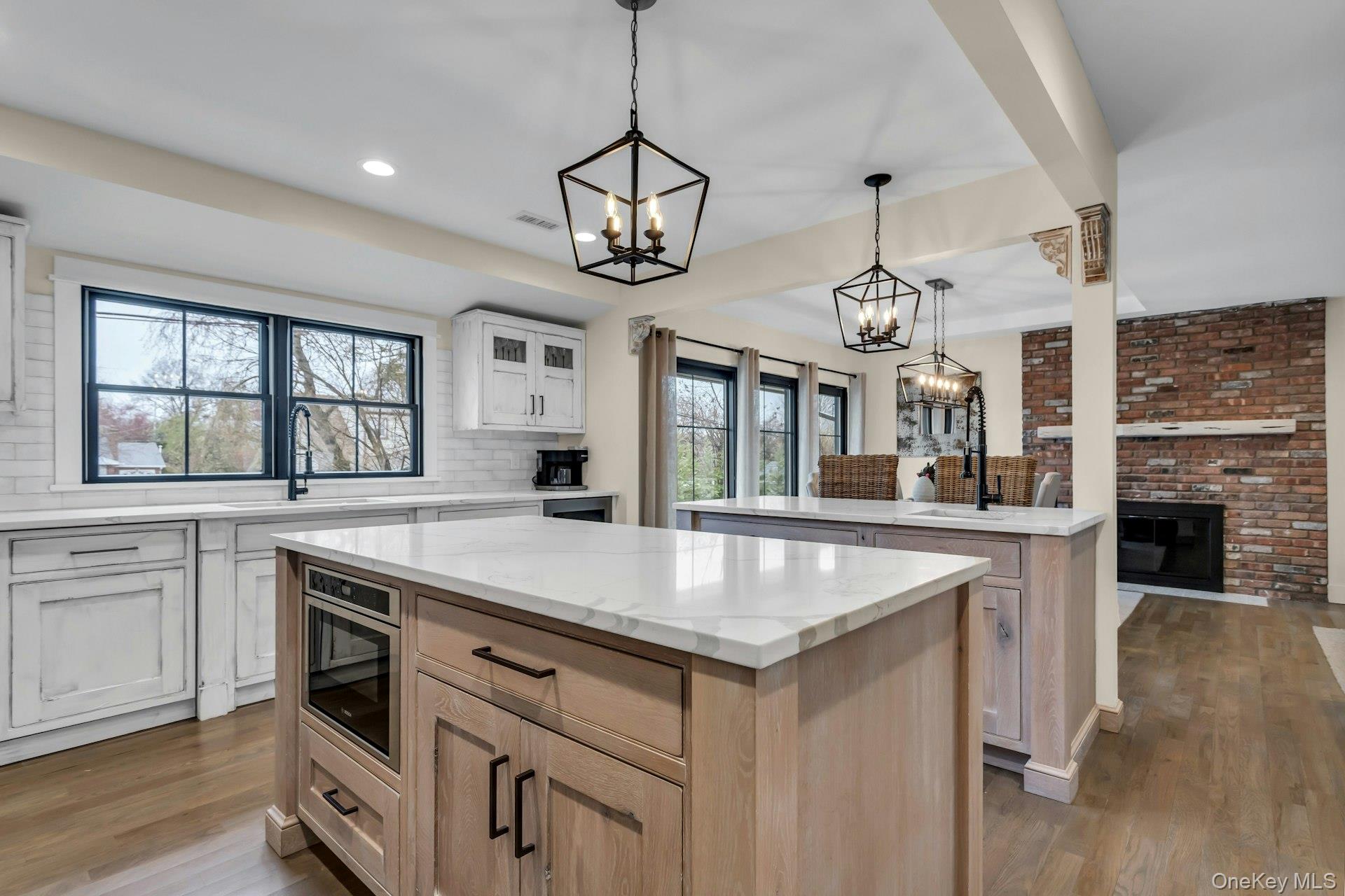 One Jerry Lane, Glen Cove, NY 11542