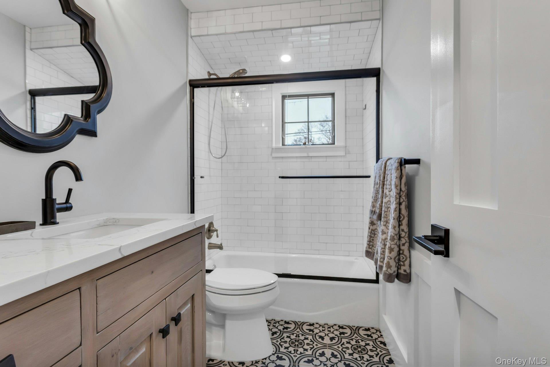 One Jerry Lane, Glen Cove, NY 11542