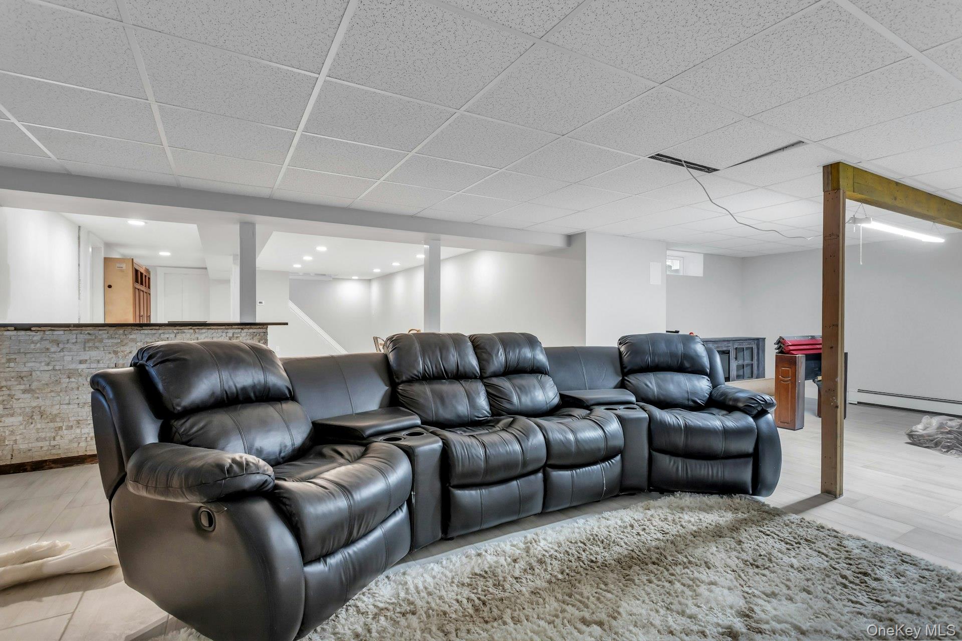 One Jerry Lane, Glen Cove, NY 11542