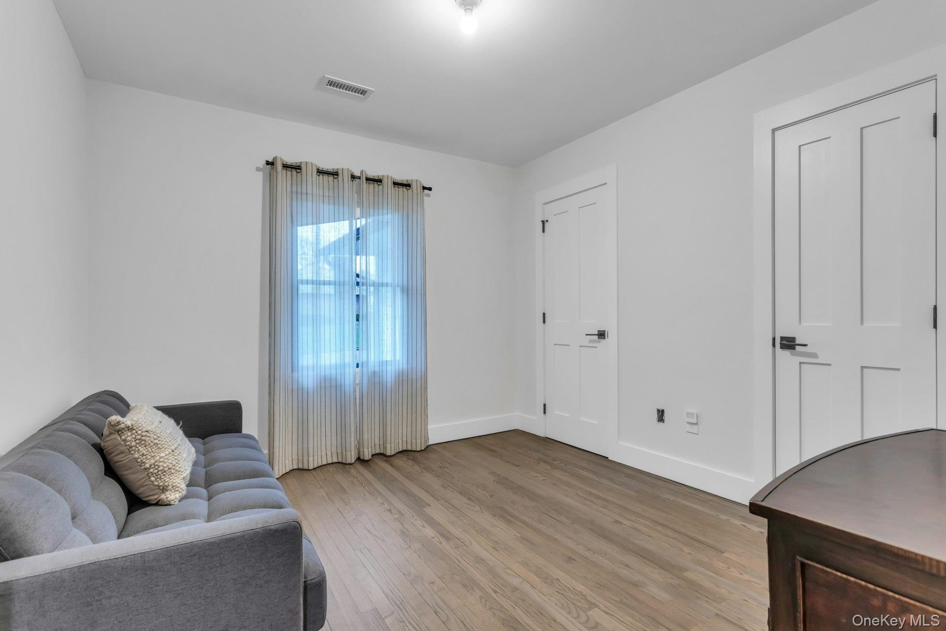 One Jerry Lane, Glen Cove, NY 11542