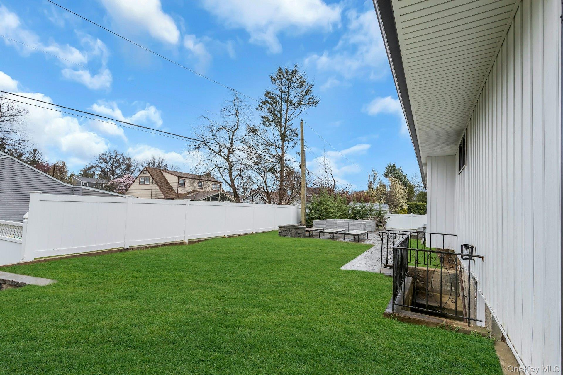 One Jerry Lane, Glen Cove, NY 11542