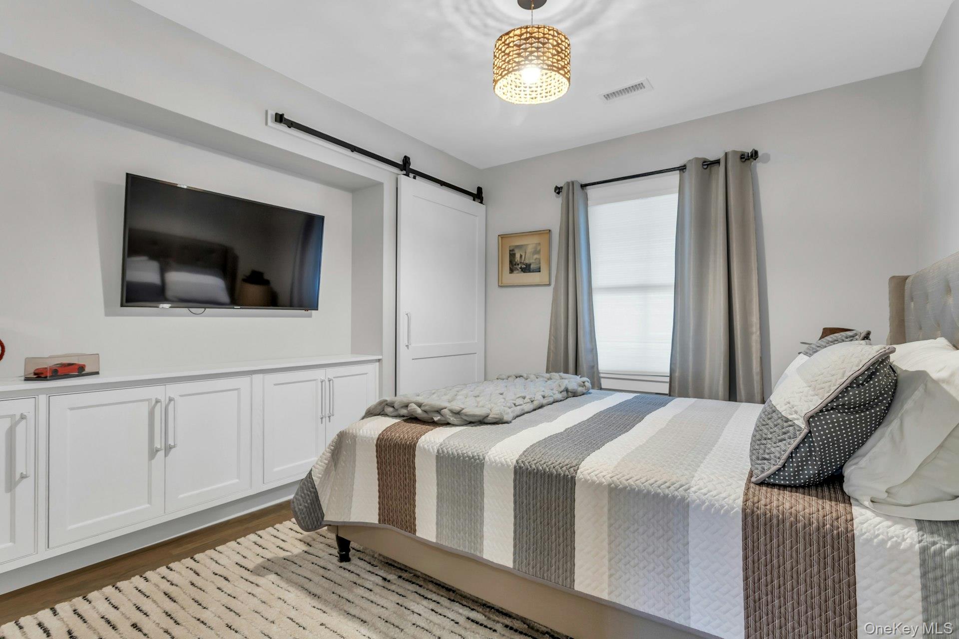 One Jerry Lane, Glen Cove, NY 11542