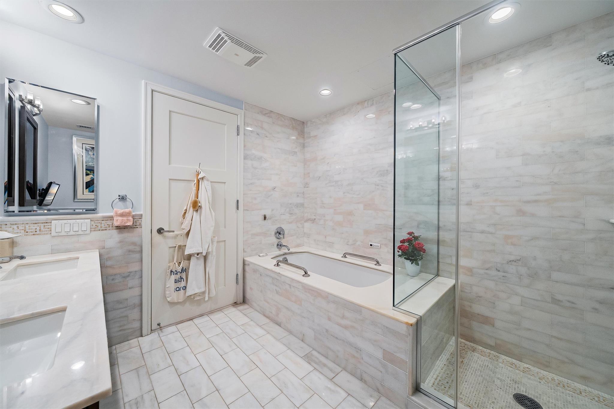 5 Renaissance Square # 23G, White Plains, NY 10601