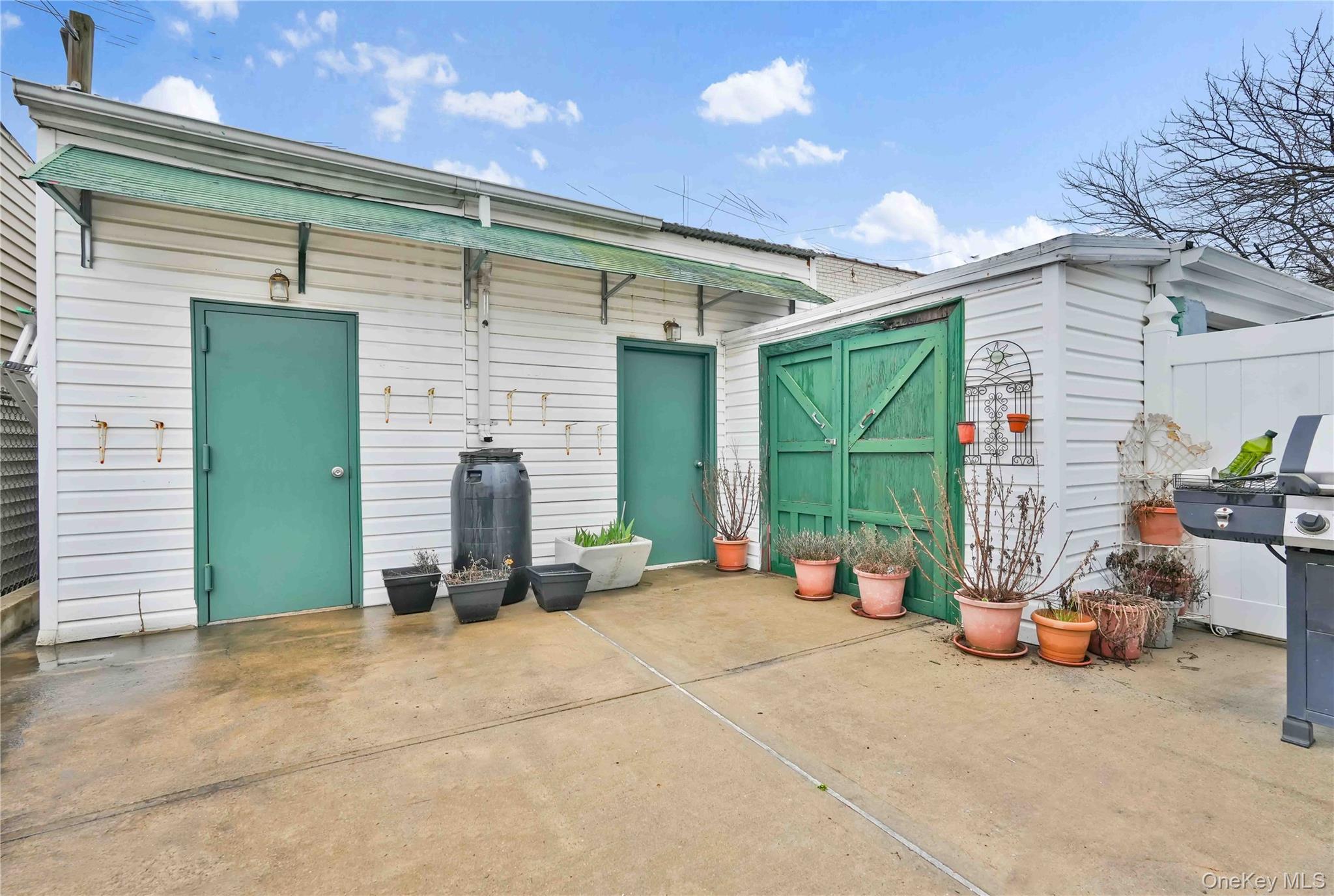 1623 George Street, Ridgewood, NY 11385