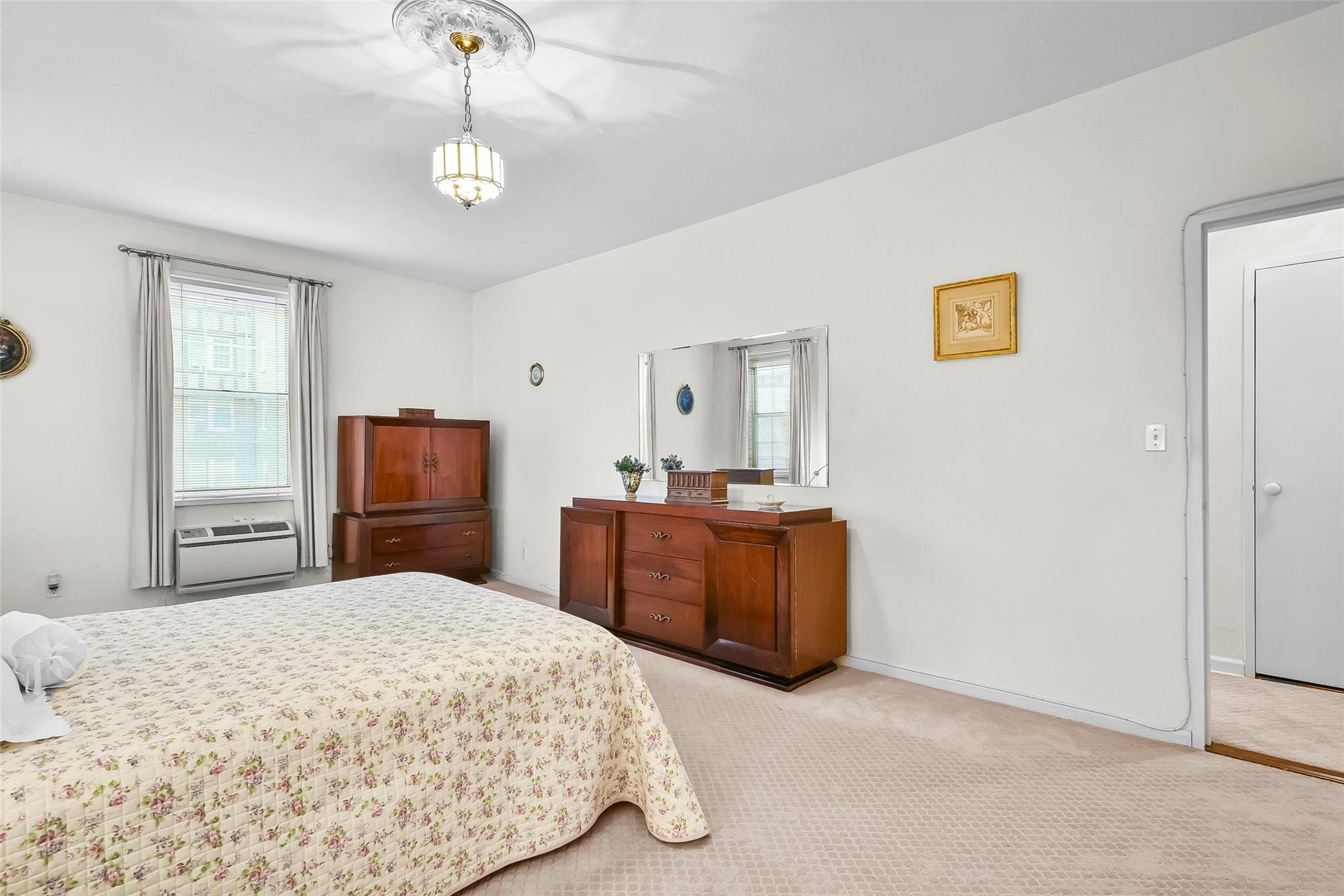 16 N Chatsworth Avenue # 45, Larchmont, NY 10538