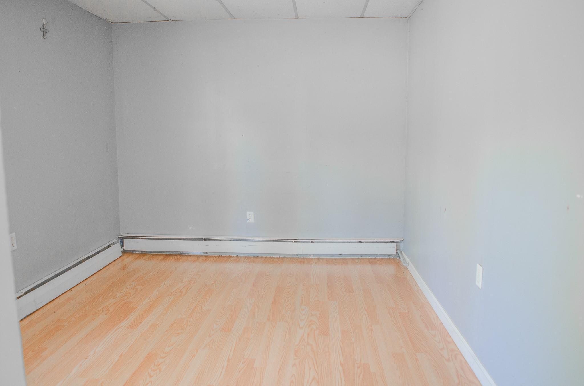 32 Valk Road, Saugerties, NY 12477