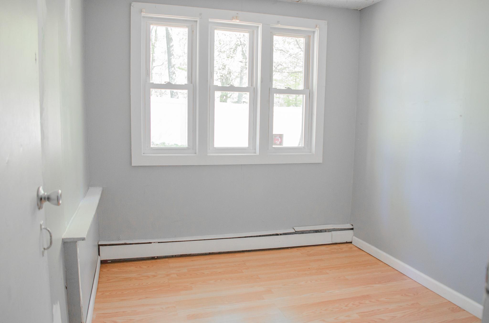 32 Valk Road, Saugerties, NY 12477