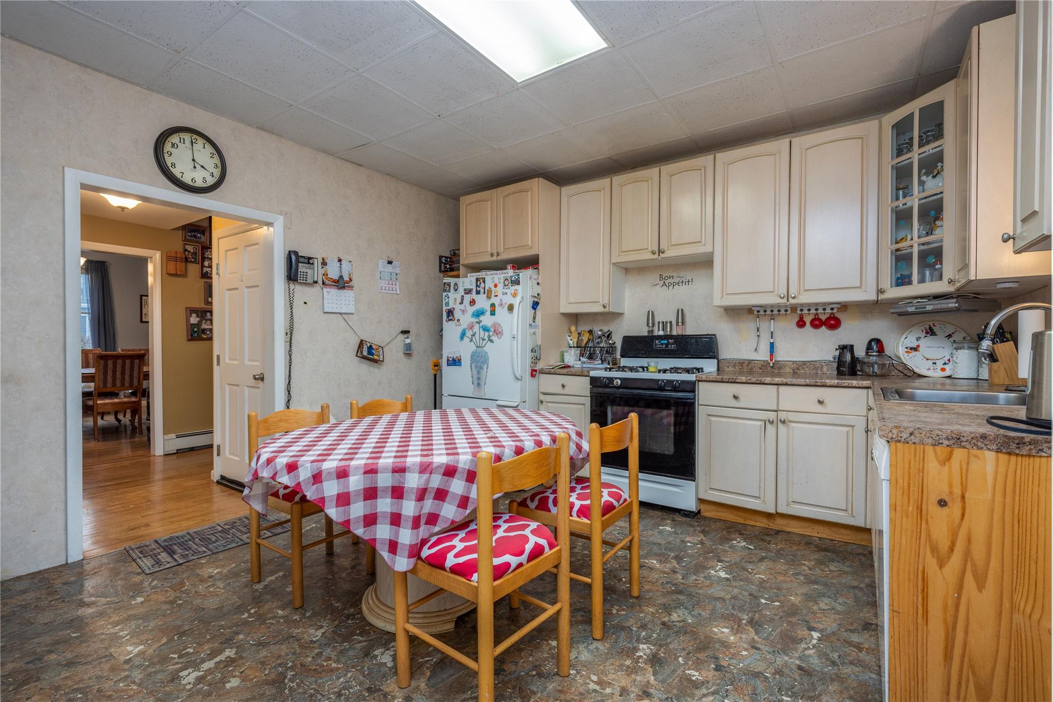 9 Aqueduct Place, Yonkers, NY 10701