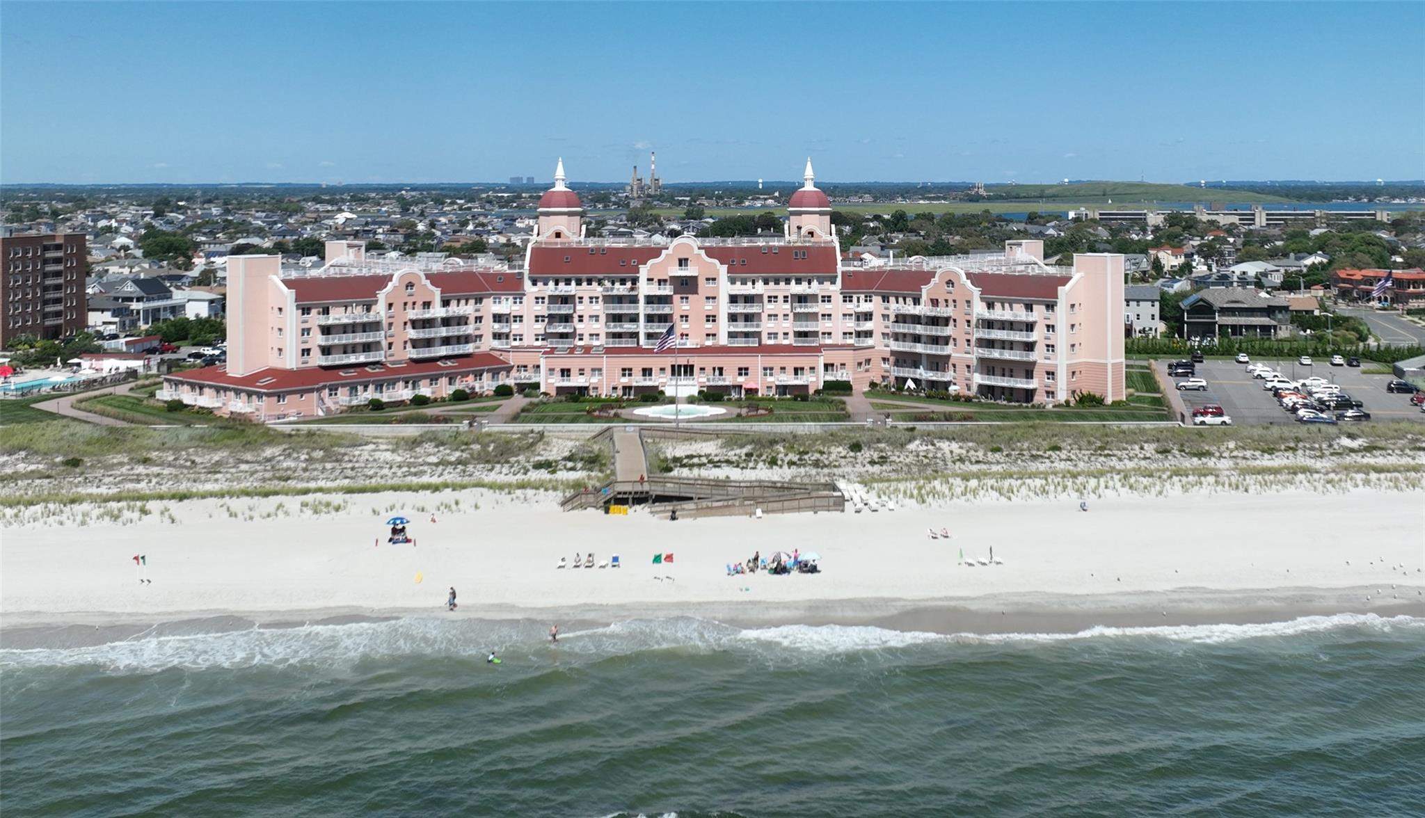 2 Richmond Rd # 4D, Lido Beach, NY 11561