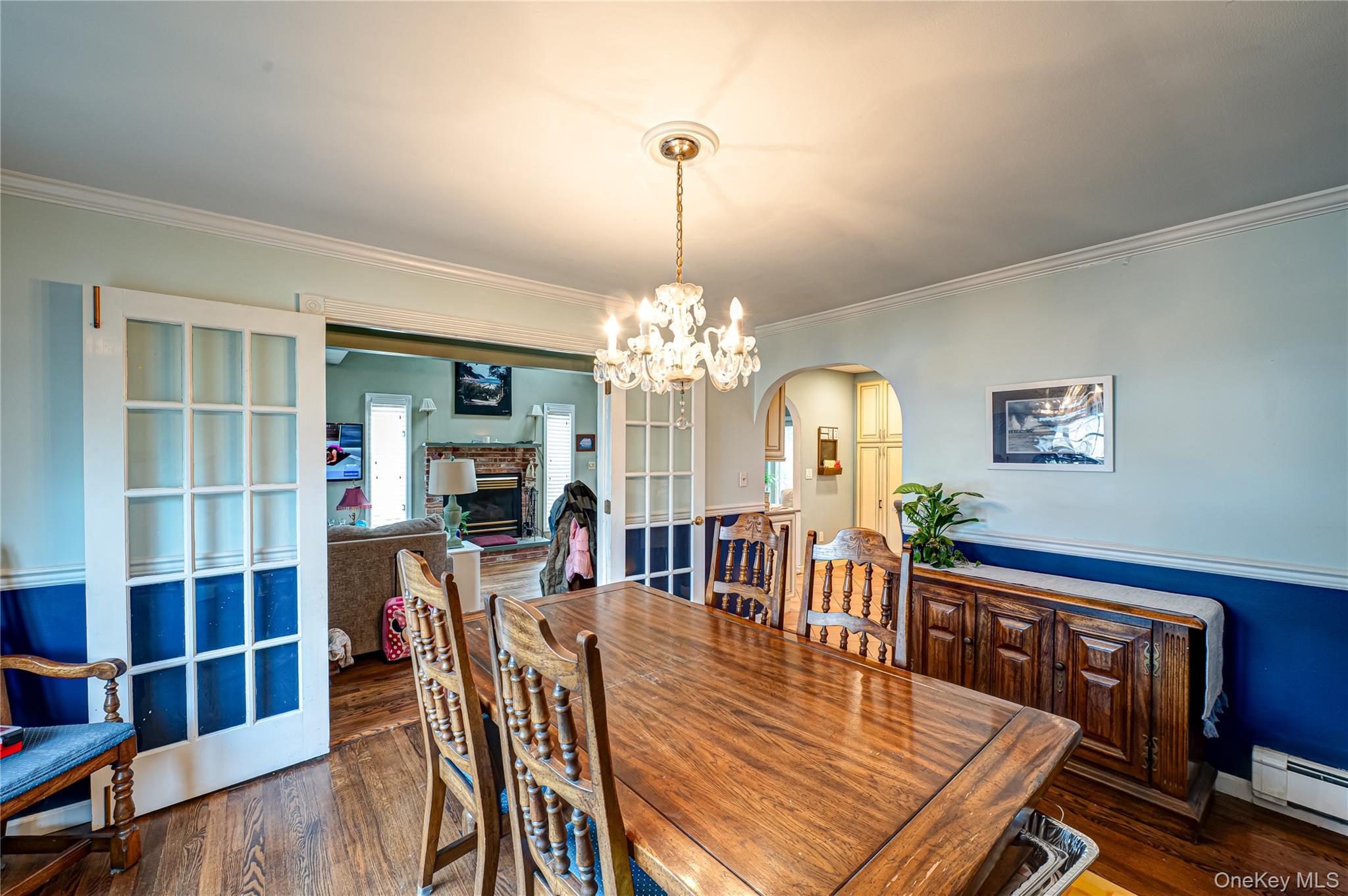 226 Sears Road, West Islip, NY 11795