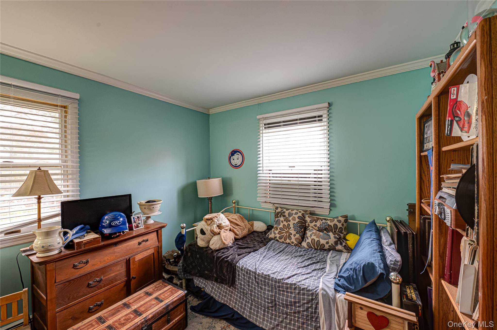 226 Sears Road, West Islip, NY 11795