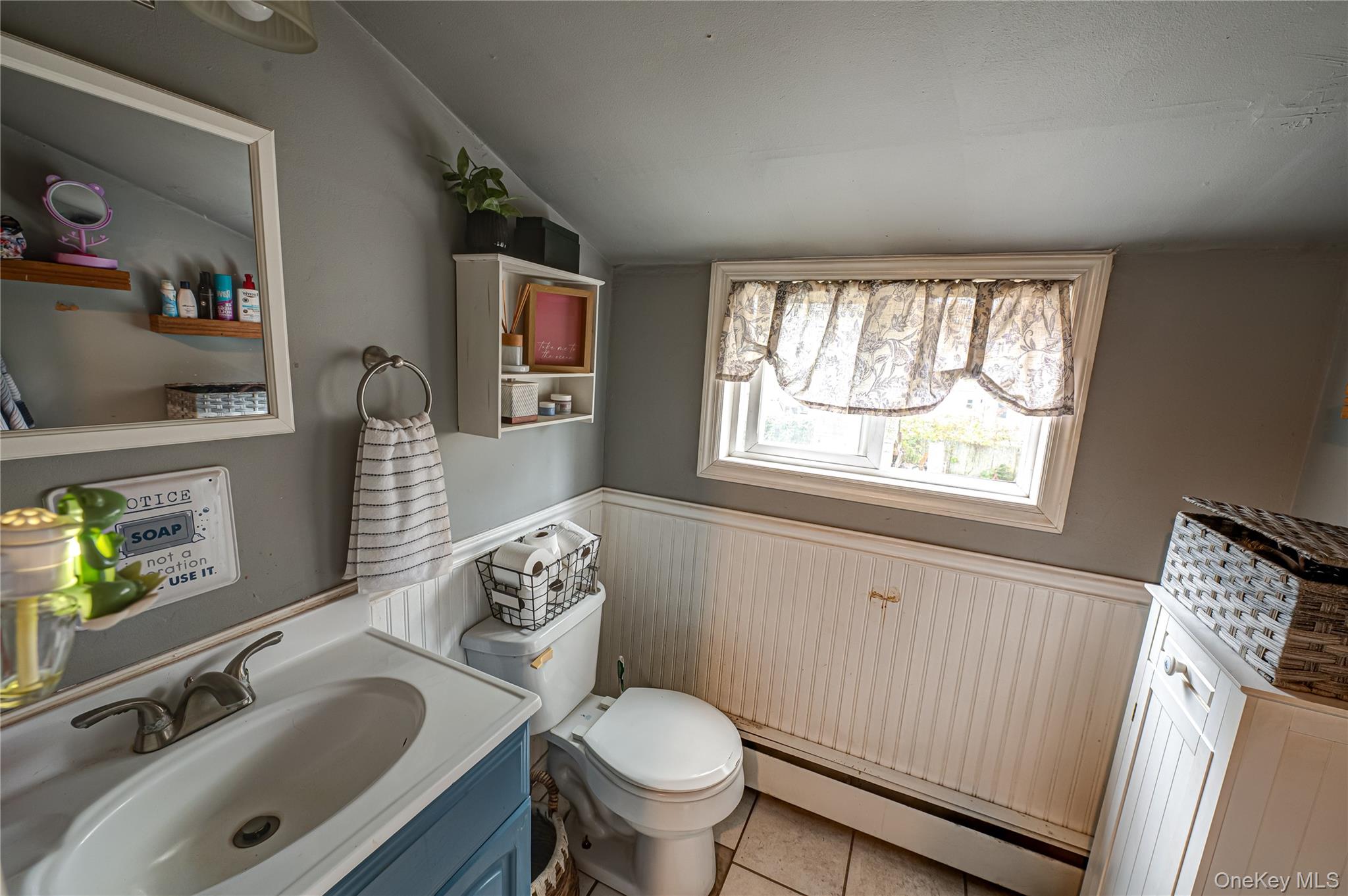 226 Sears Road, West Islip, NY 11795