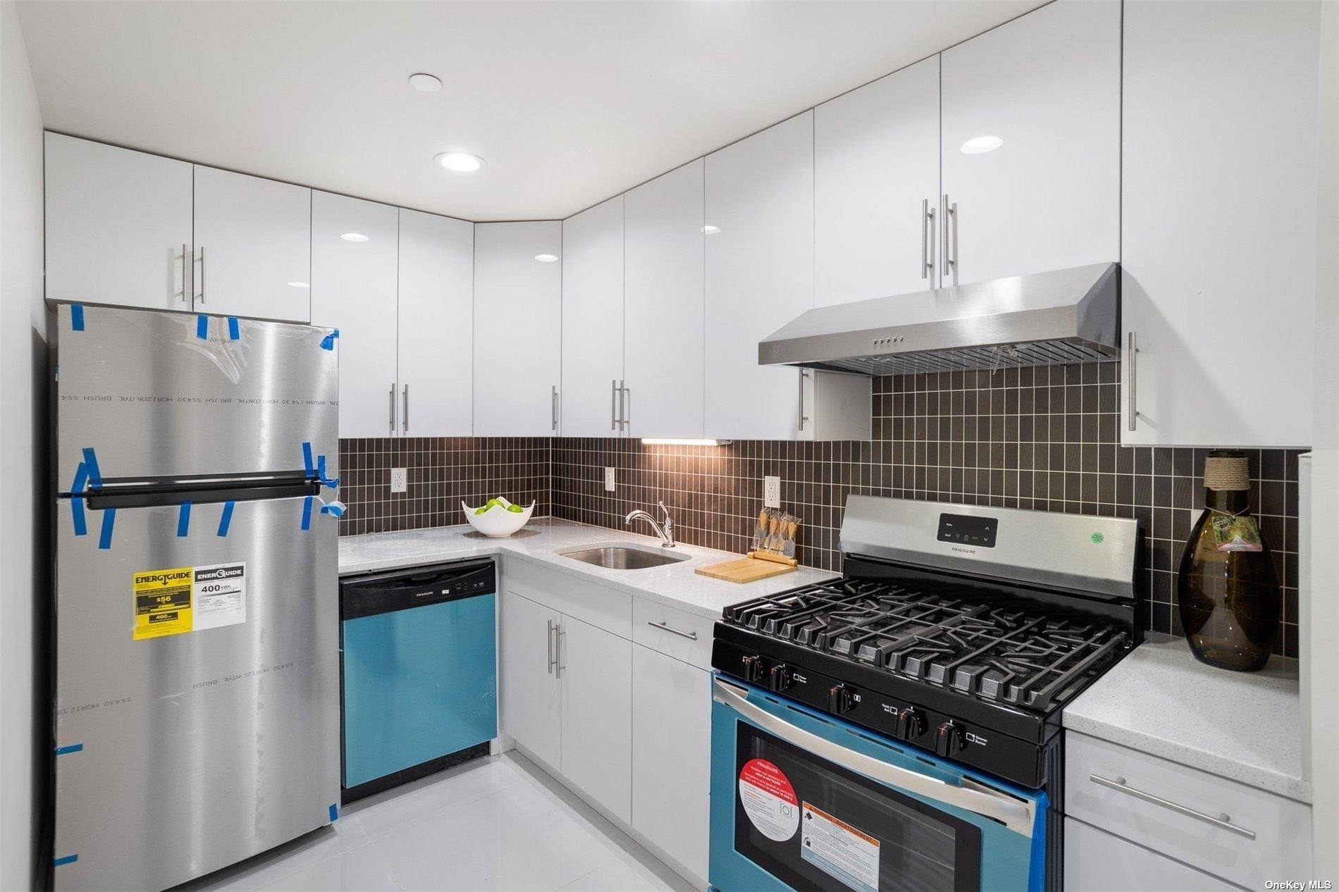 91-23 Corona Avenue # 3F, Elmhurst, NY 11373