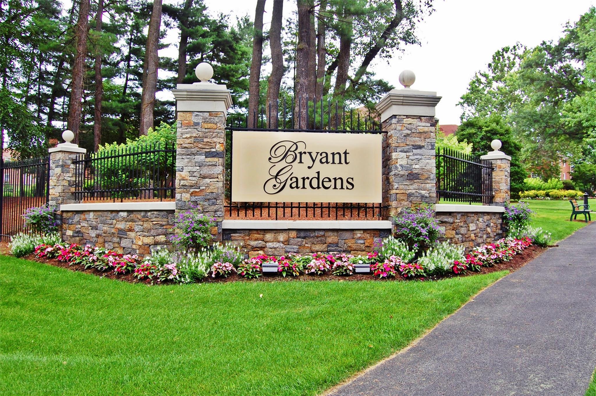 13 Bryant Crescent # 2C, White Plains, NY 10605