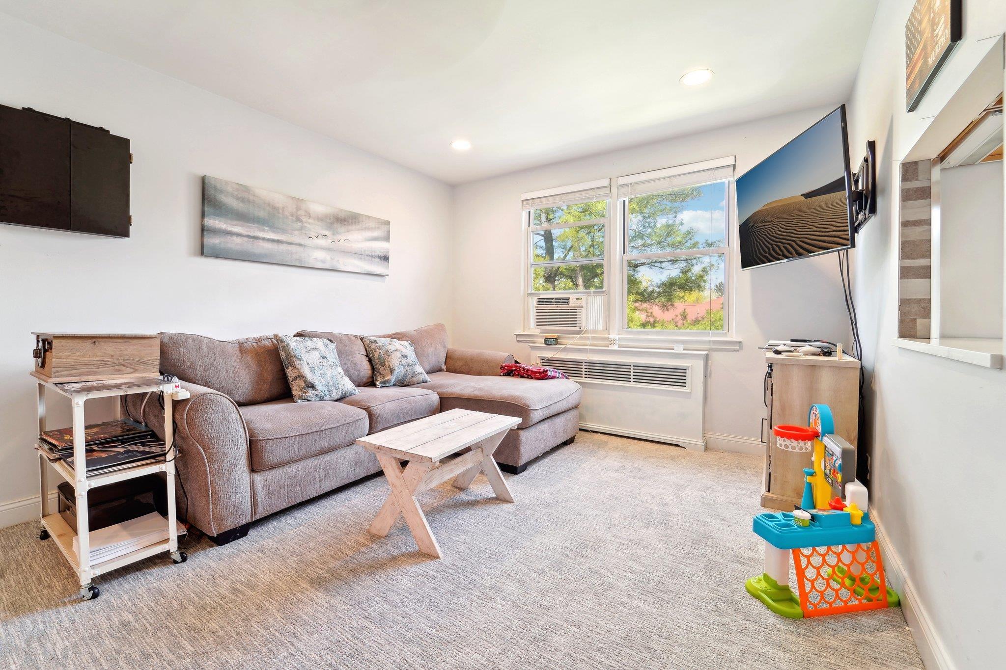 13 Bryant Crescent # 2C, White Plains, NY 10605