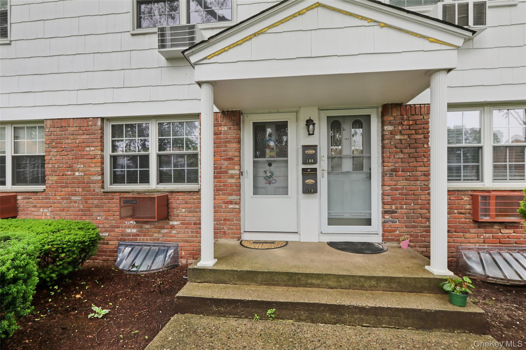 178 Parkside Drive # 178, Suffern, NY 10901