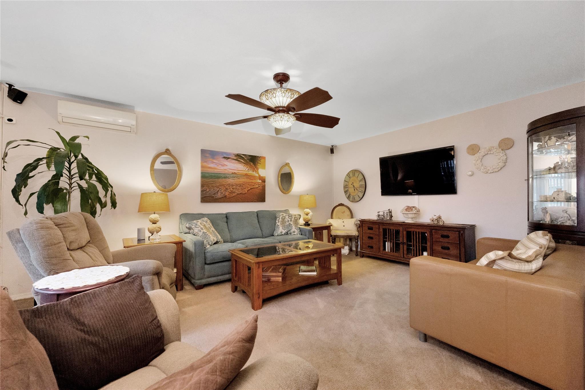 591 Conklin Street, Farmingdale, NY 11735