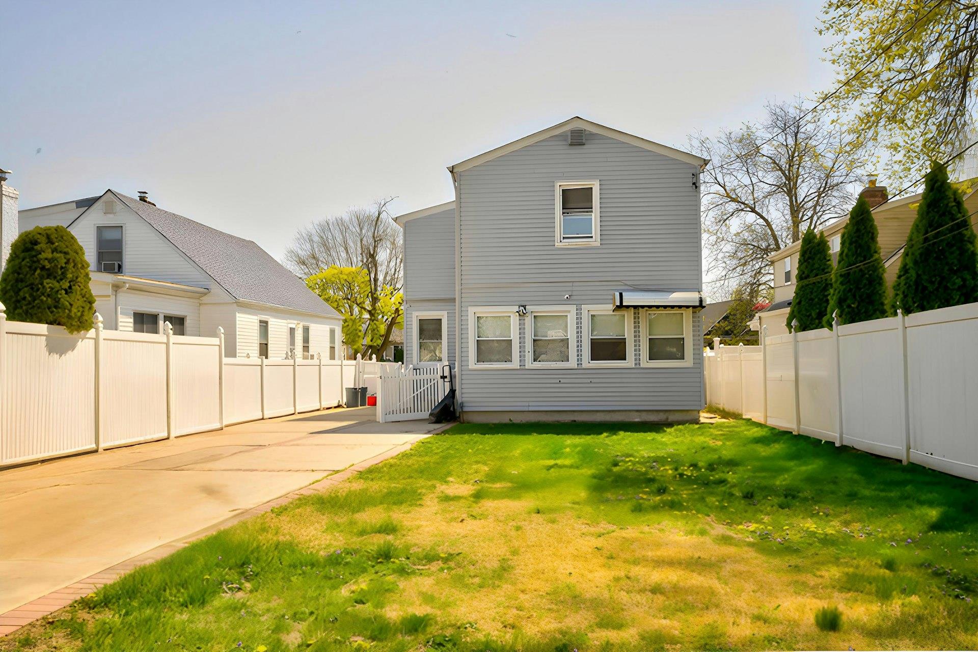 25 Virginia Drive, Elmont, NY 11003