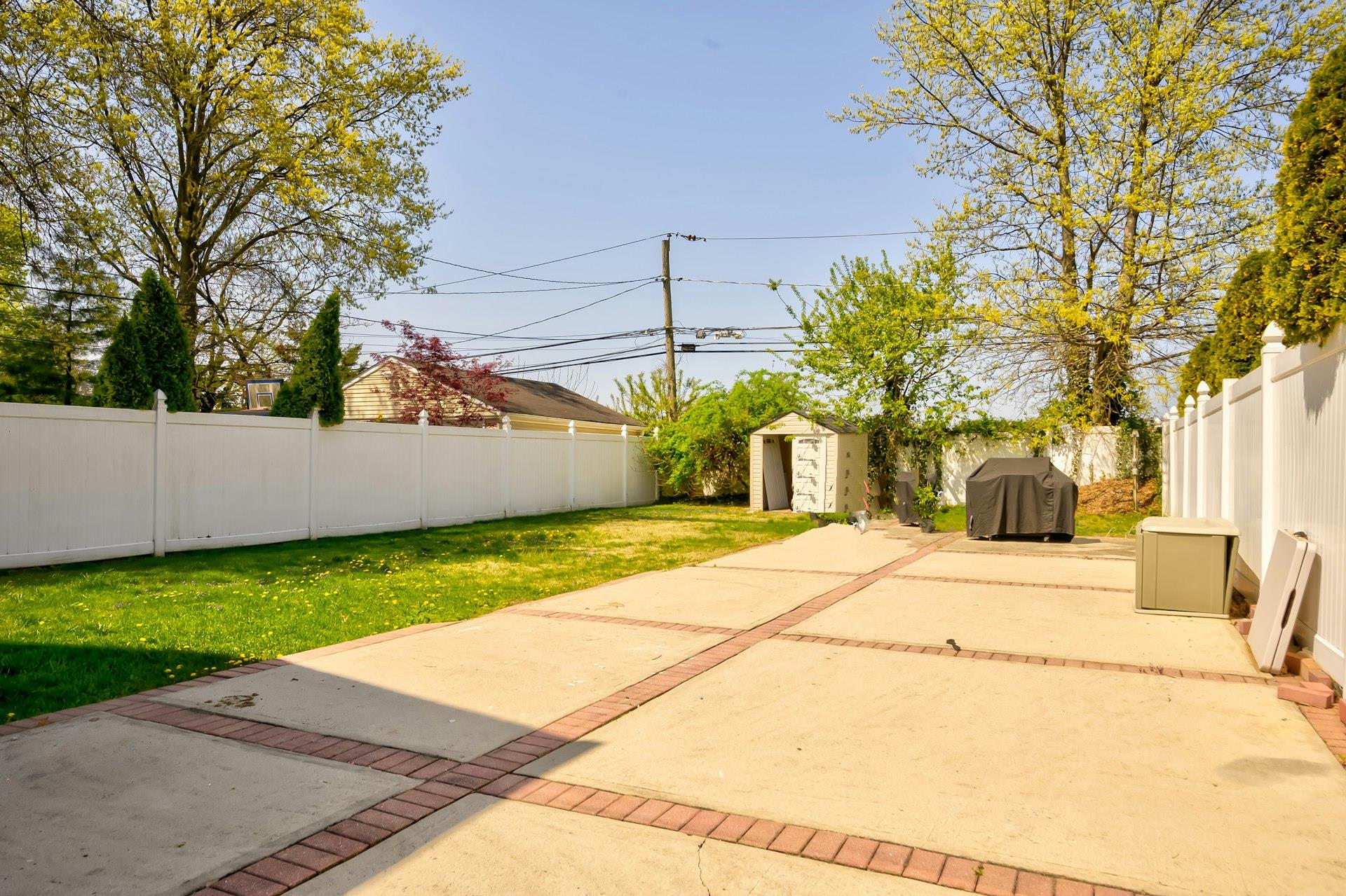 25 Virginia Drive, Elmont, NY 11003