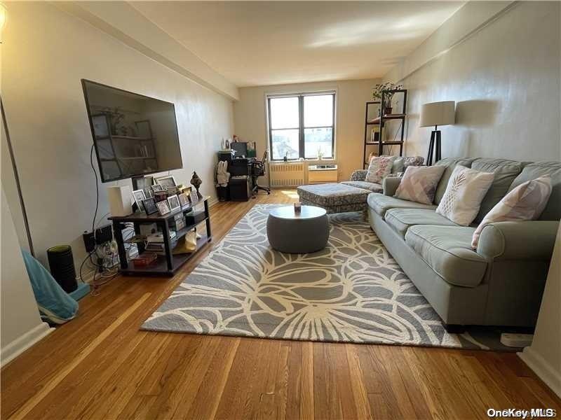 65-15 38th Avenue # 5P, Woodside, NY 11377