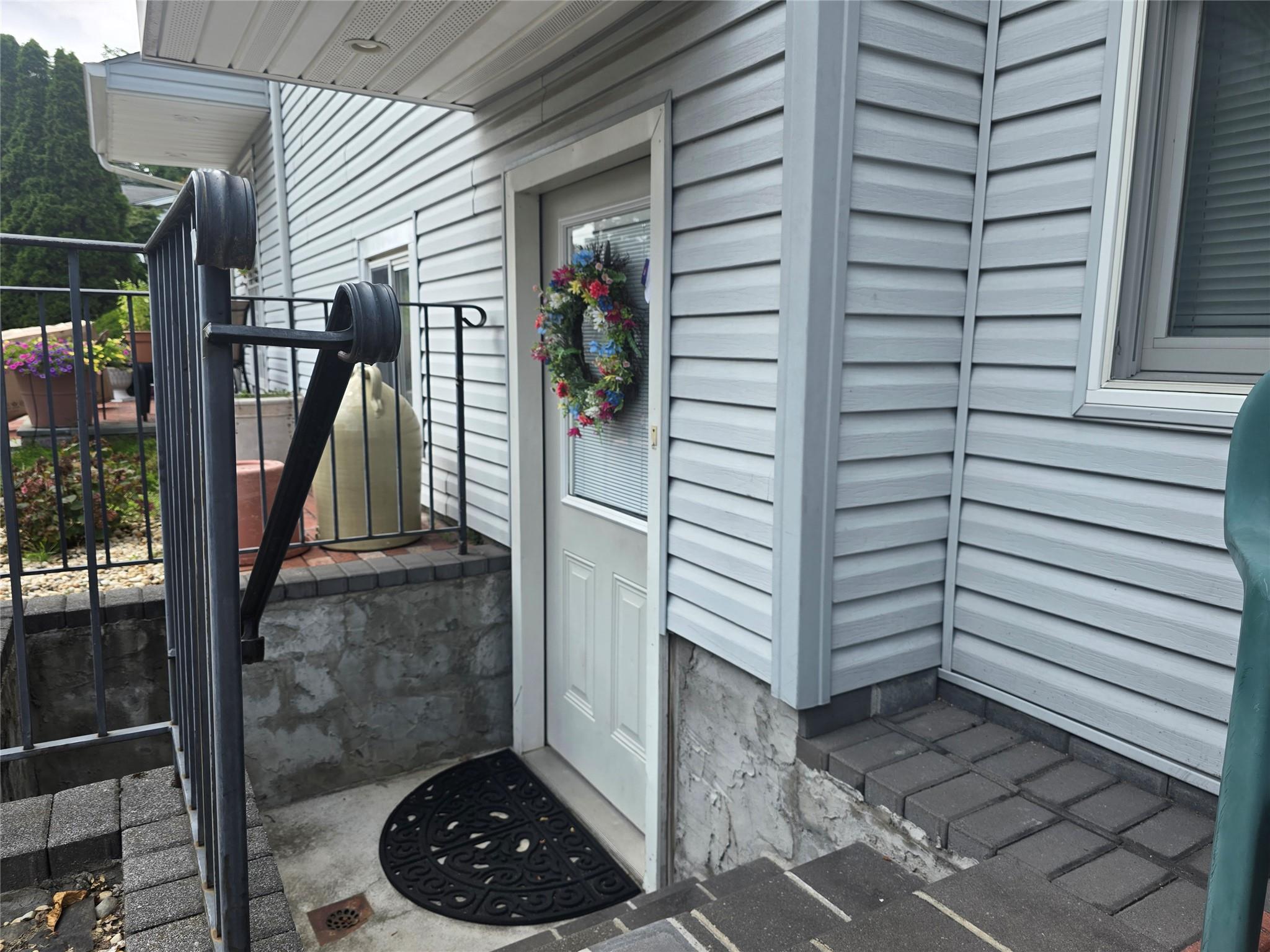 44 Inwood Road # 2, Port Washington, NY 11050