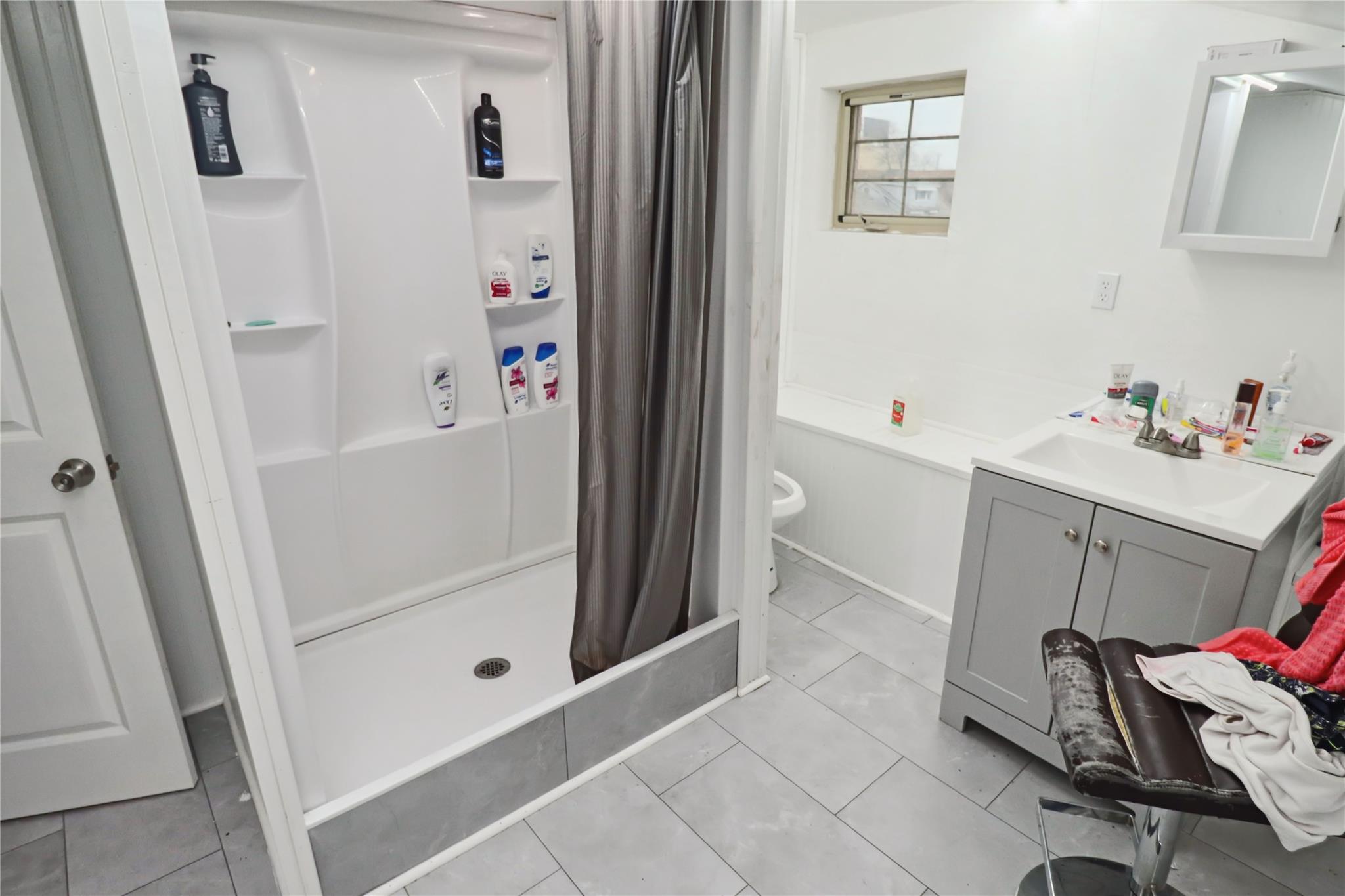 13208 95th Avenue, Richmond Hill, NY 11419