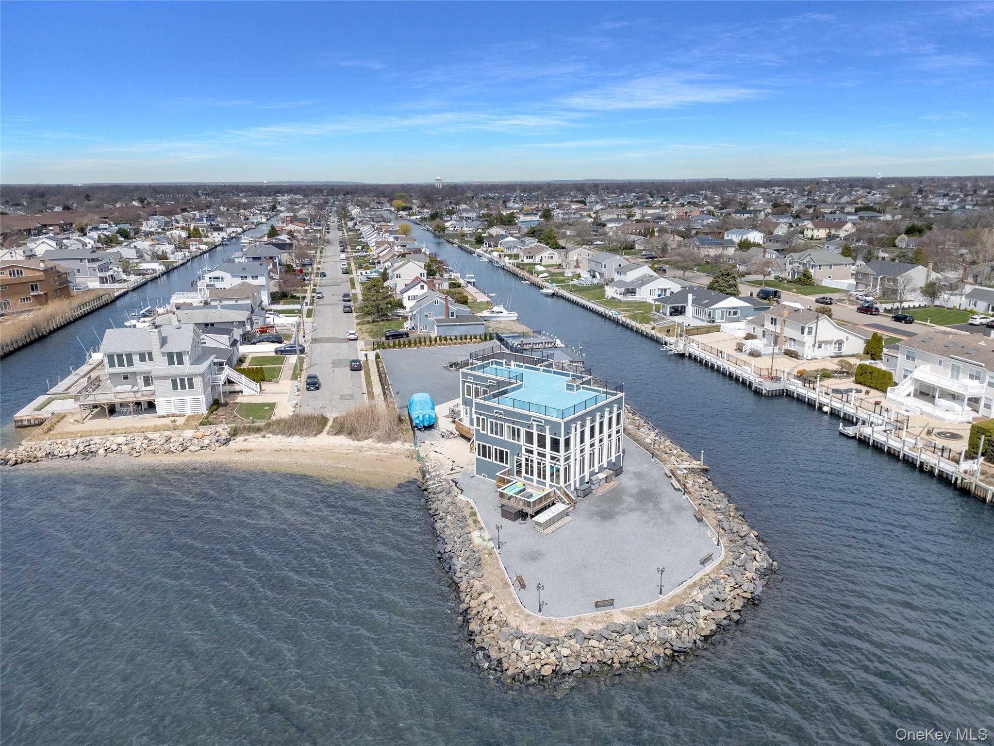 505 East Drive, Copiague, NY 11726