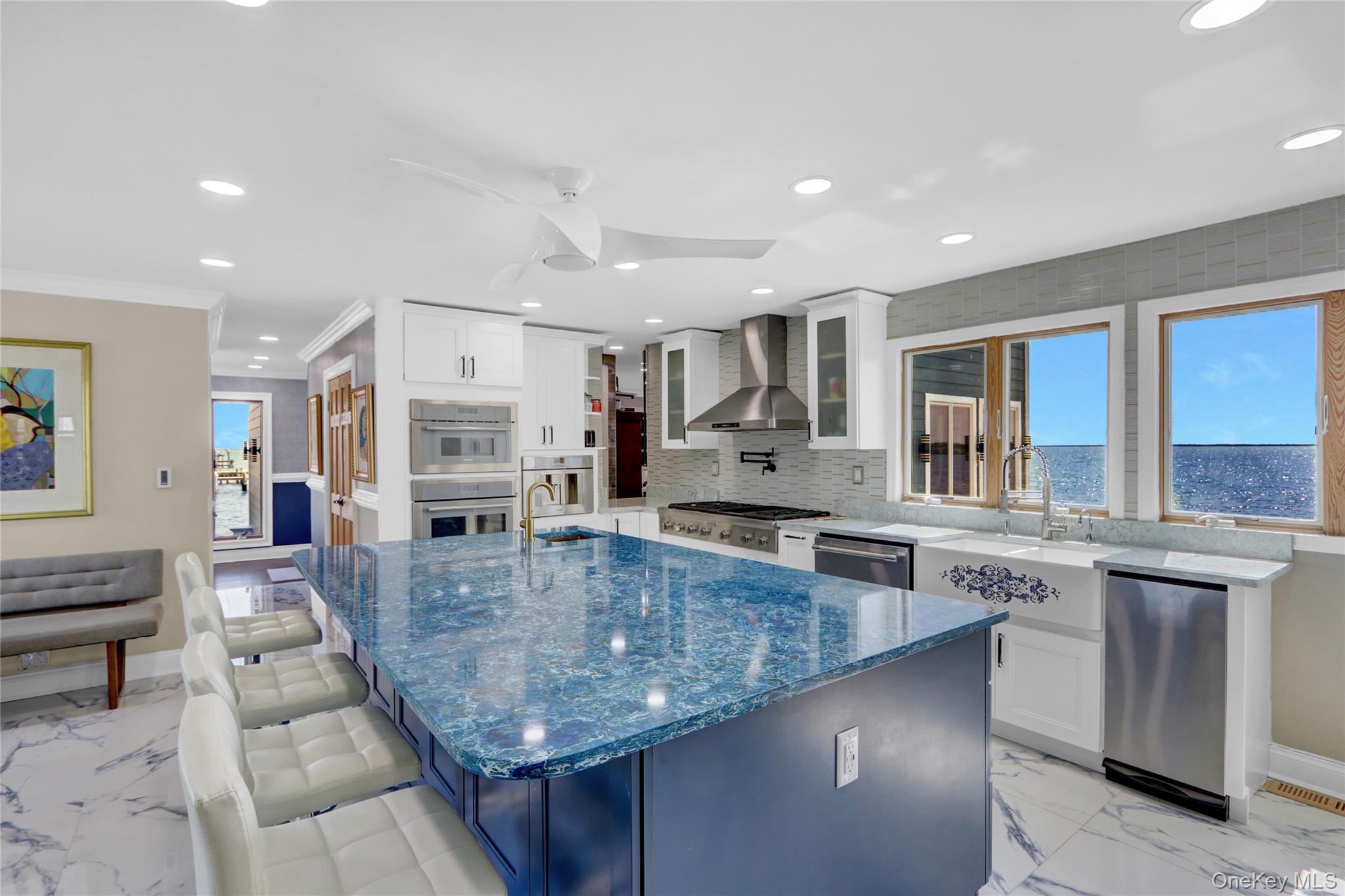 505 East Drive, Copiague, NY 11726