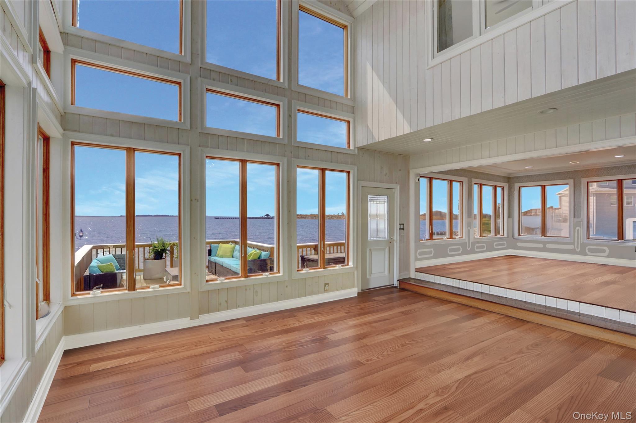 505 East Drive, Copiague, NY 11726