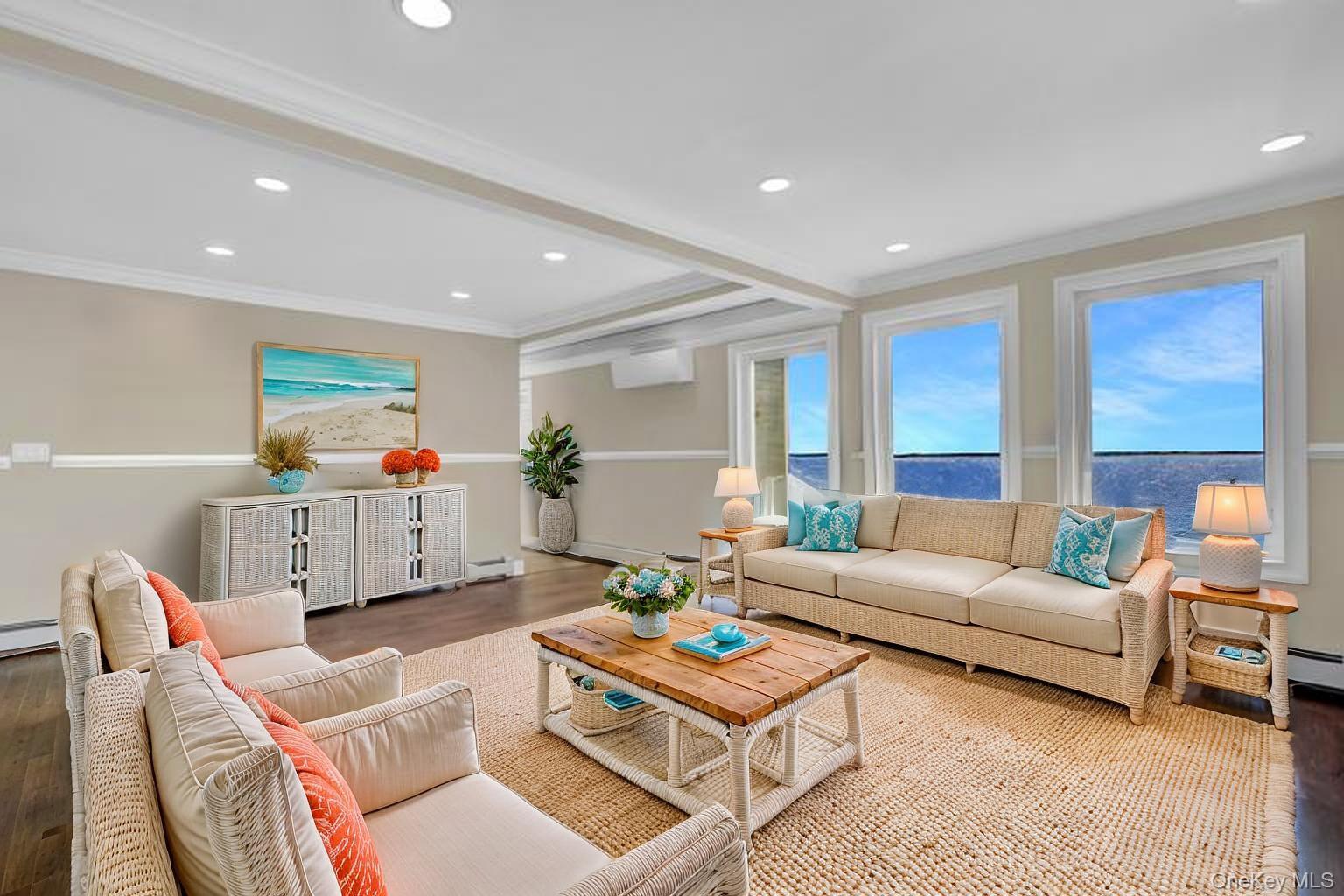 505 East Drive, Copiague, NY 11726