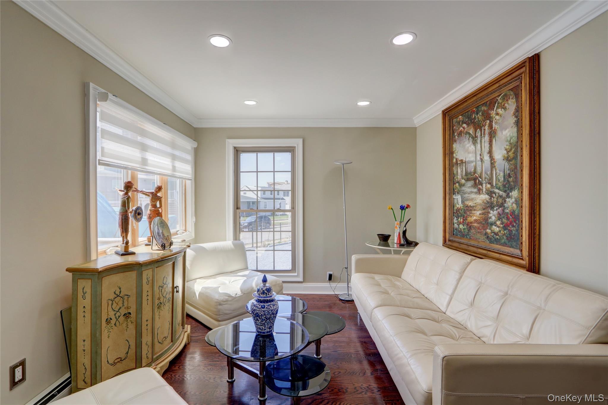 505 East Drive, Copiague, NY 11726