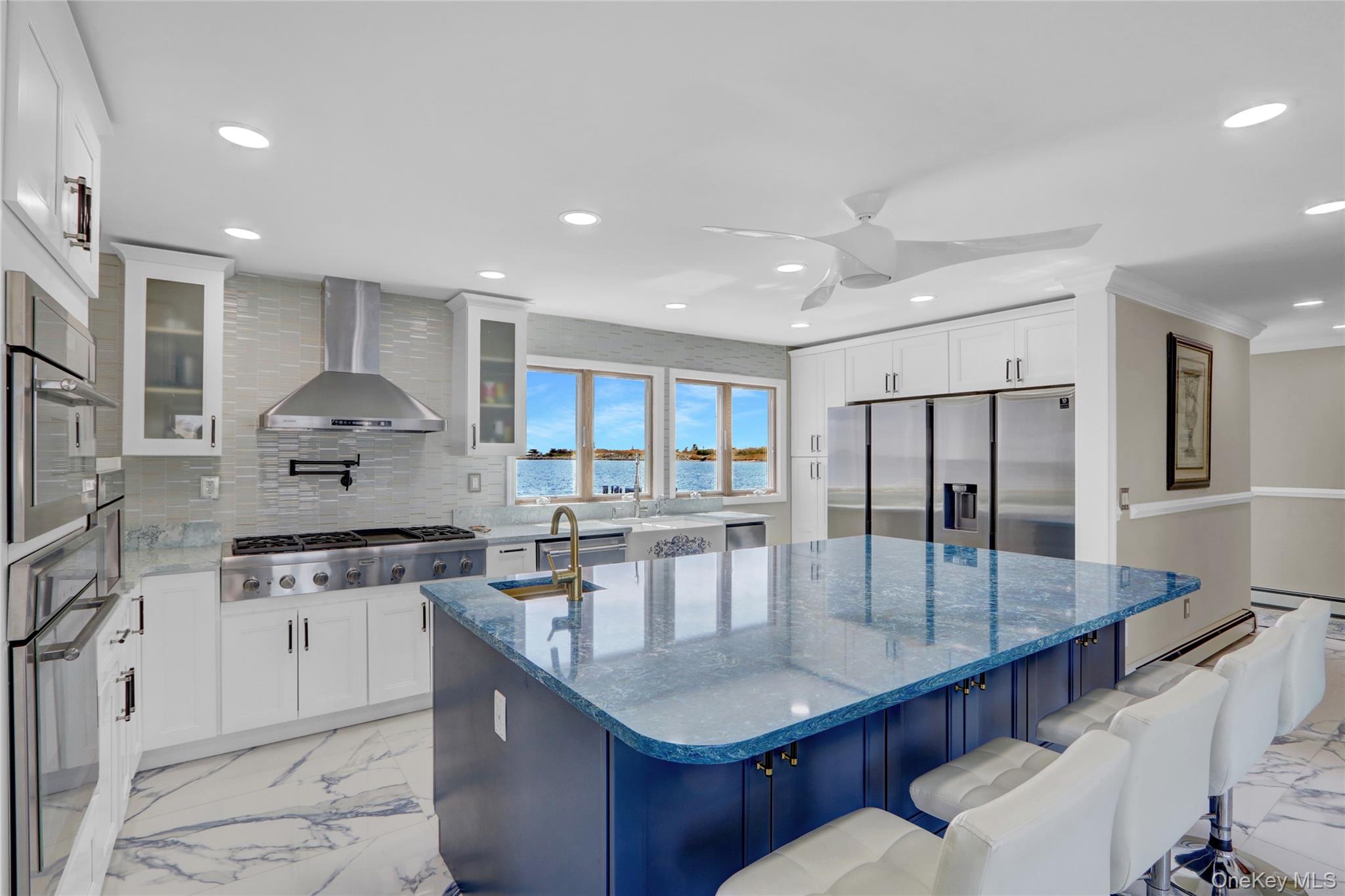 505 East Drive, Copiague, NY 11726