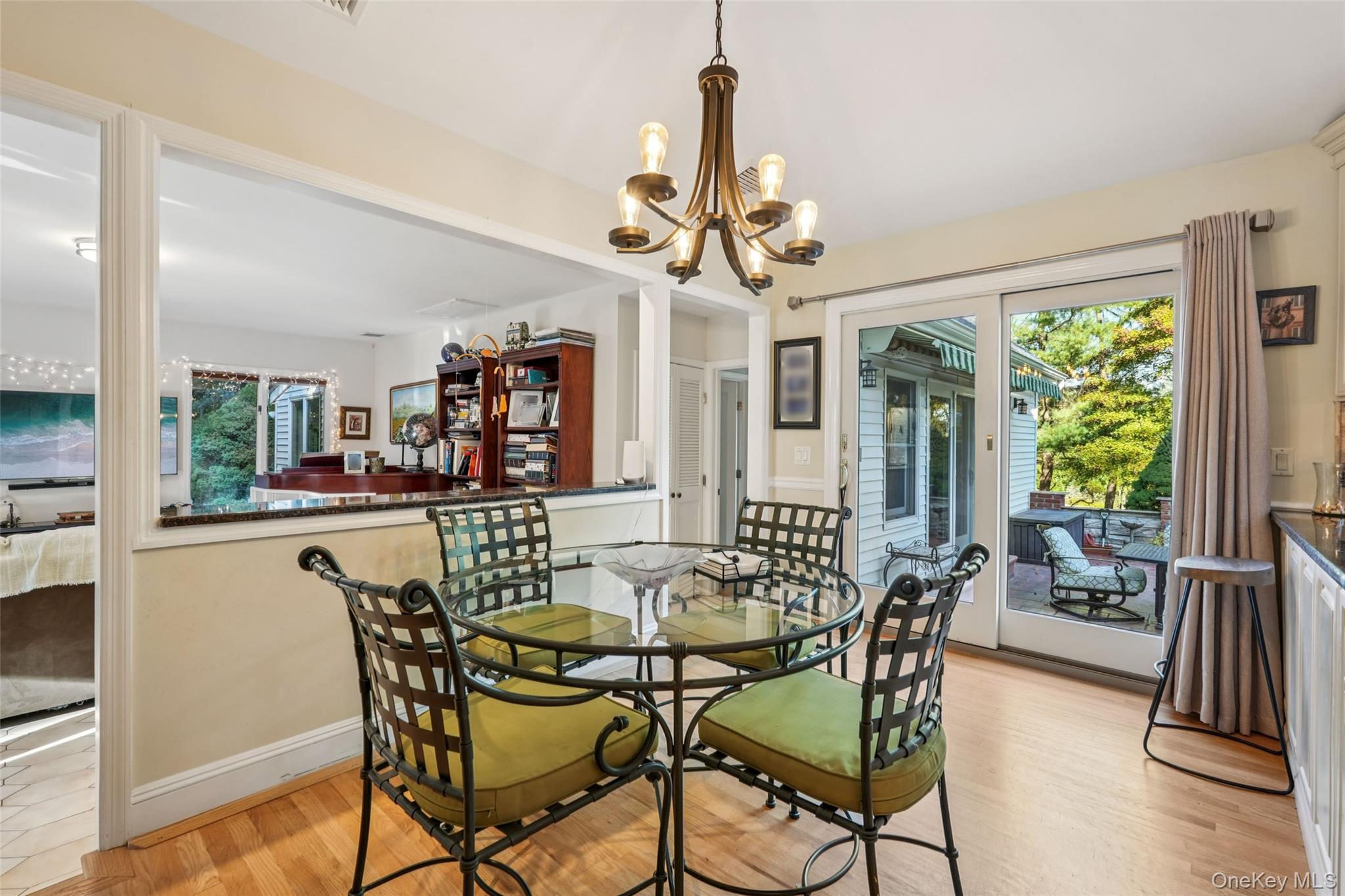 8 Abbey Road, Orangeburg, NY 10962