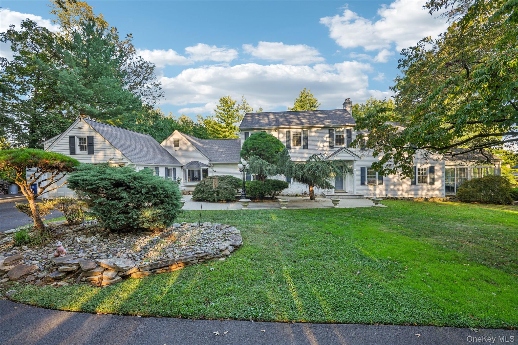 8 Abbey Road, Orangeburg, NY 10962