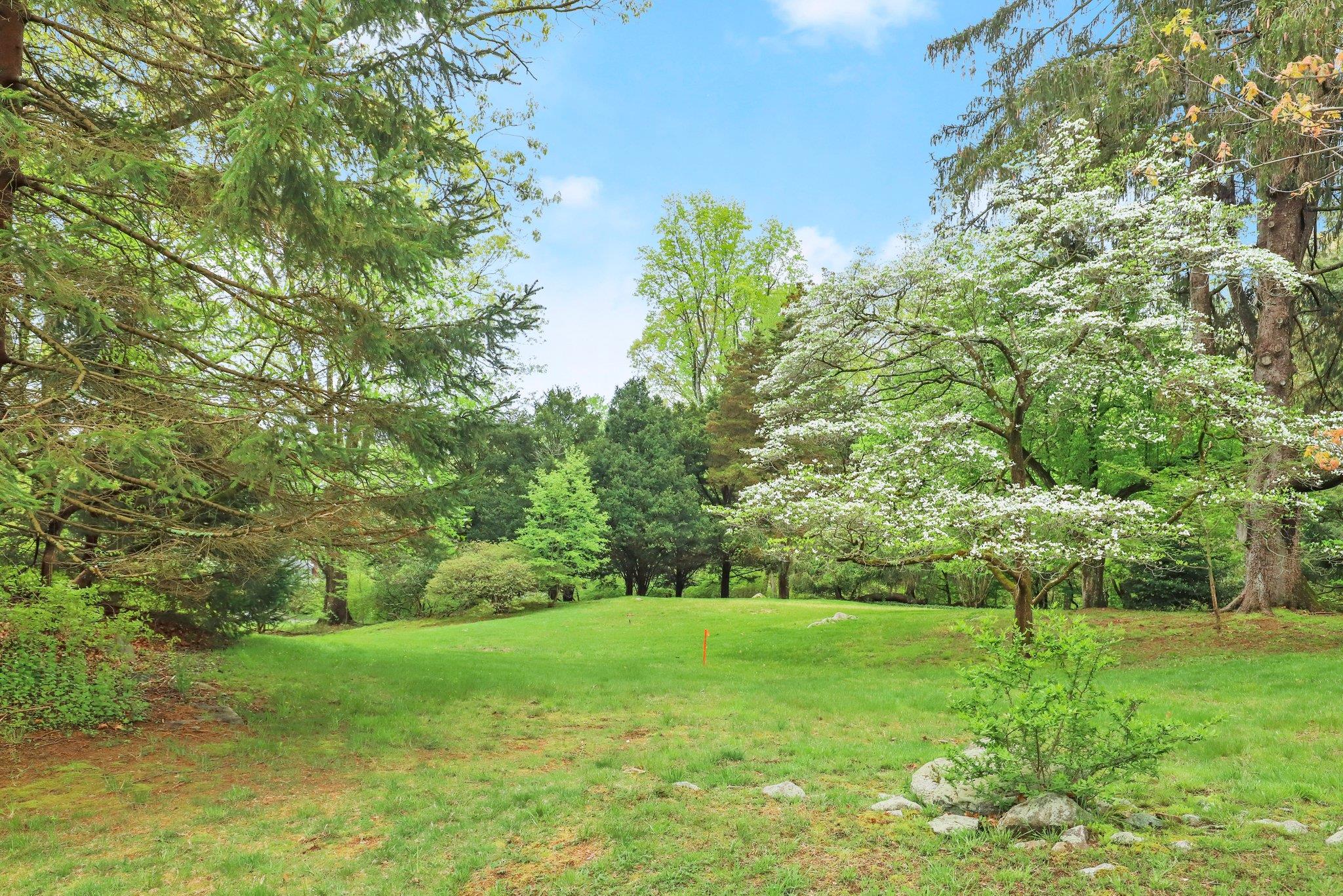 32-4 Orchard Drive, Armonk, NY 10504