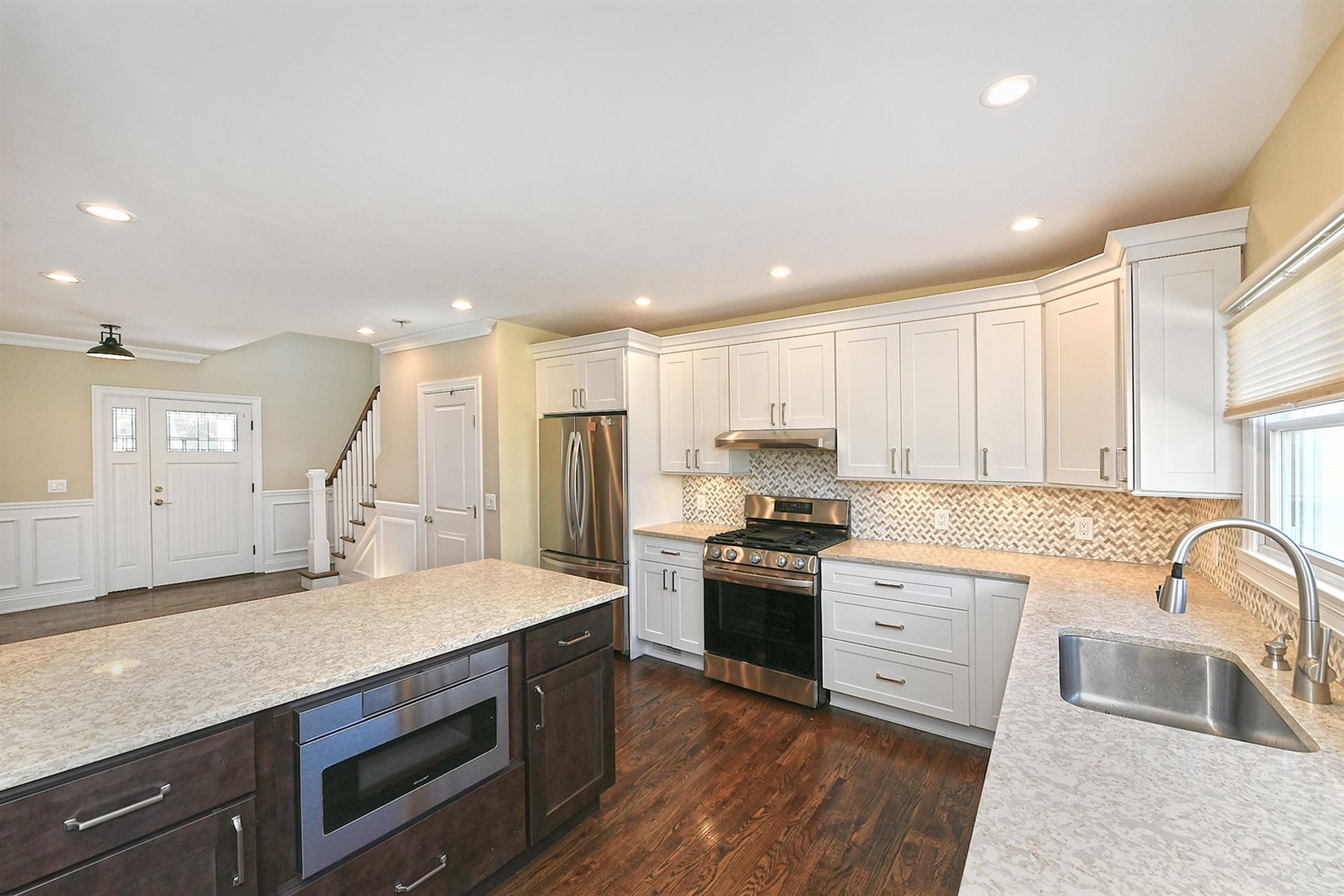 17 2nd Street, Islip, NY 11751