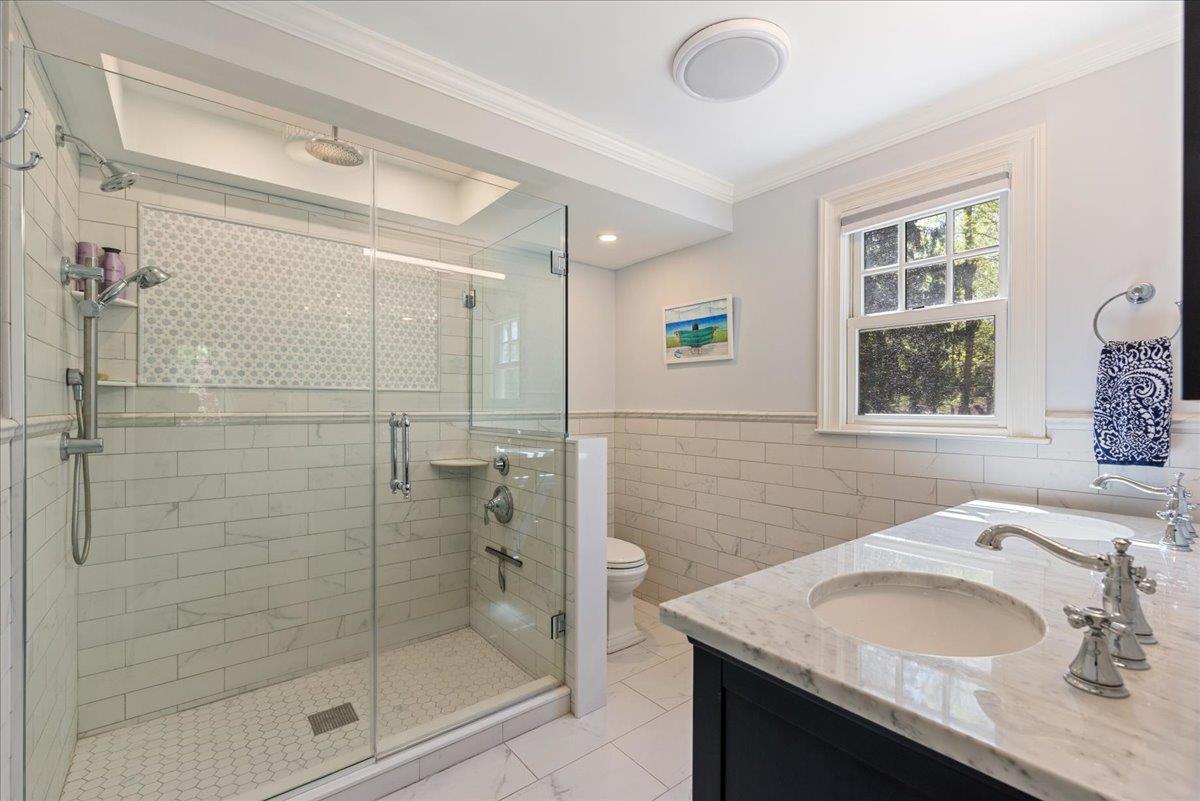 42 Connelly Road, Huntington, NY 11743