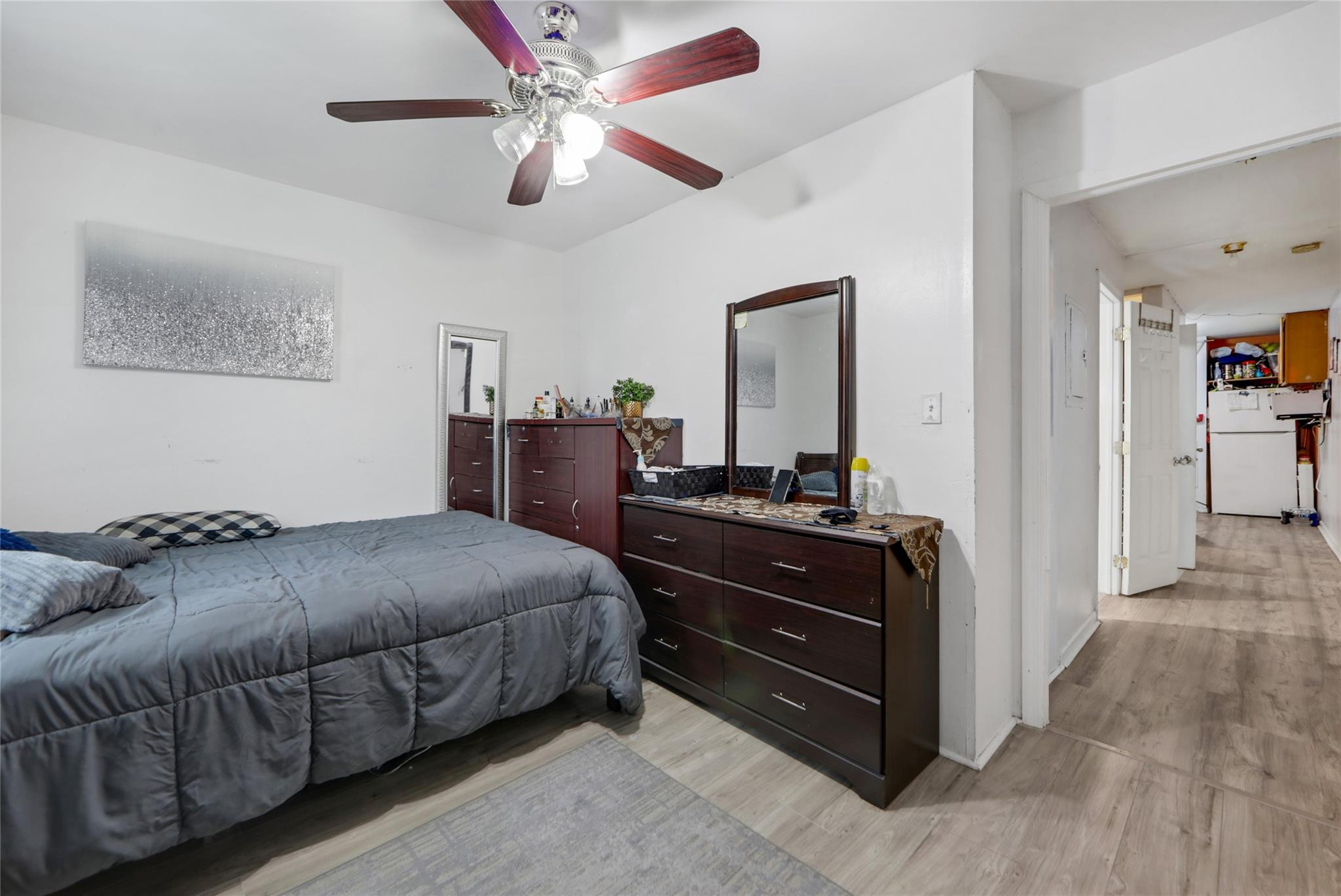 2470 Glebe Avenue, Bronx, NY 10461