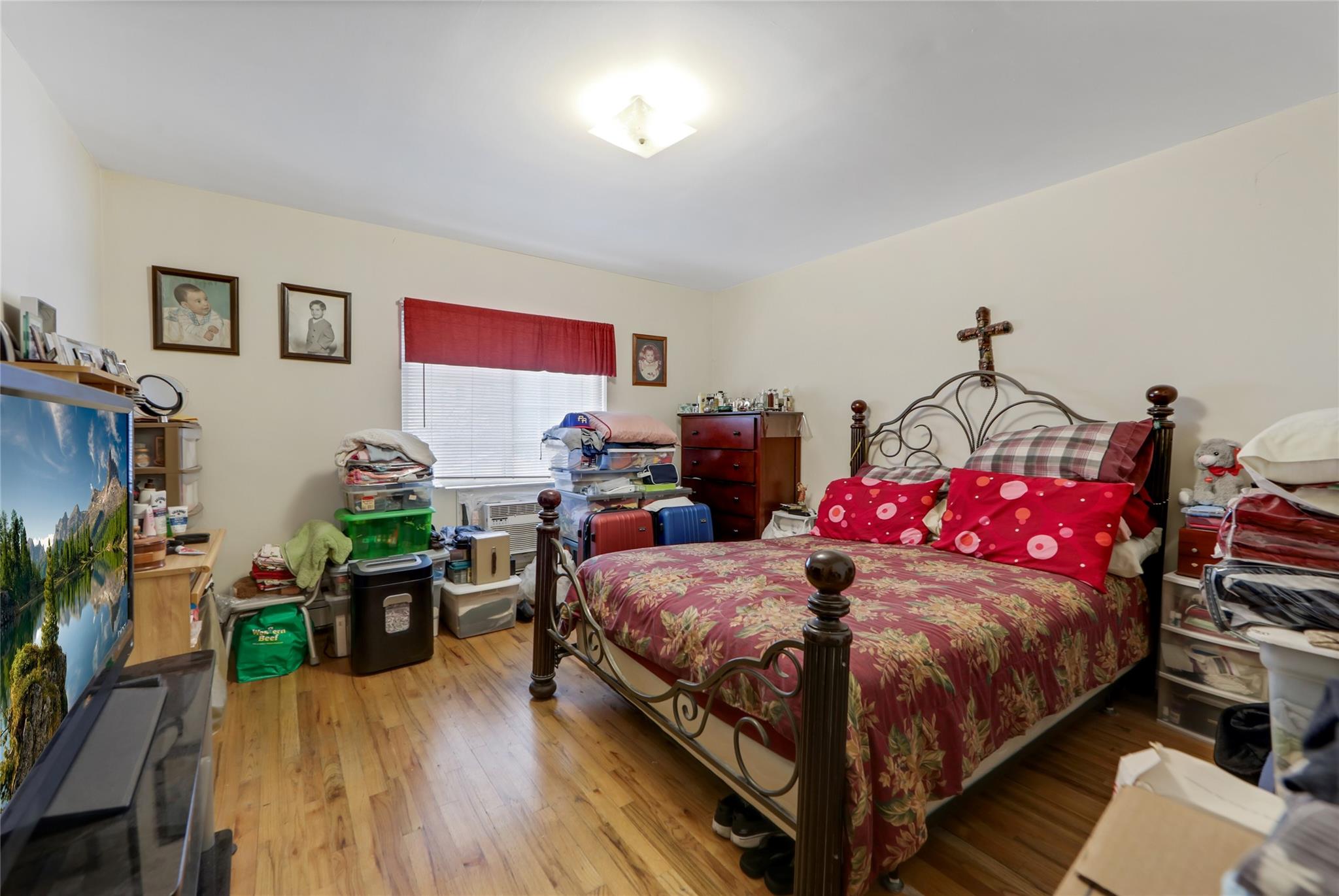 2470 Glebe Avenue, Bronx, NY 10461