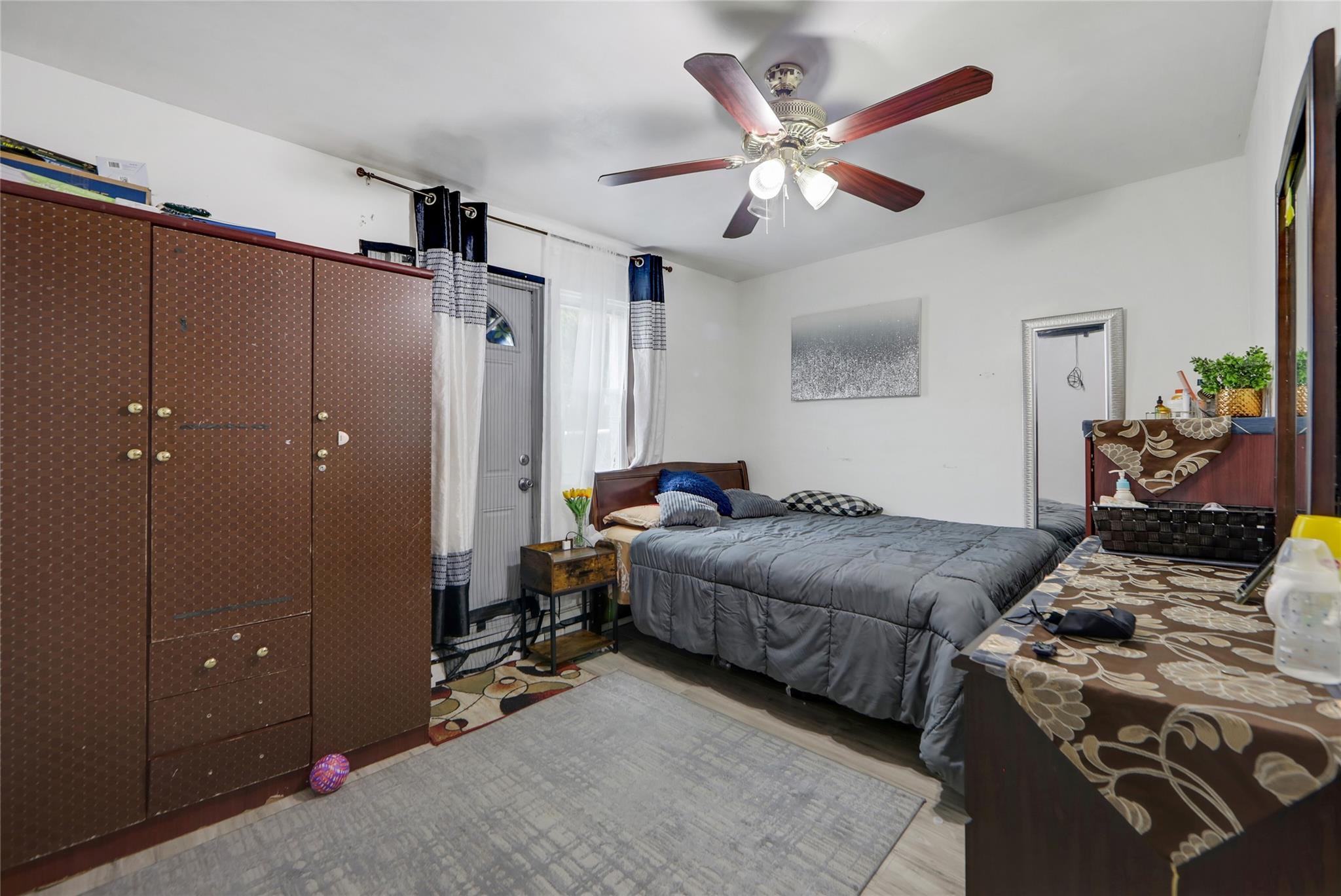 2470 Glebe Avenue, Bronx, NY 10461