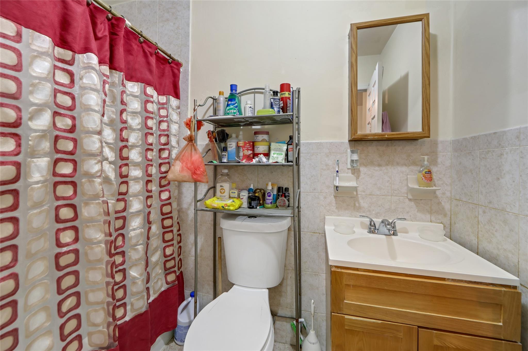 2470 Glebe Avenue, Bronx, NY 10461