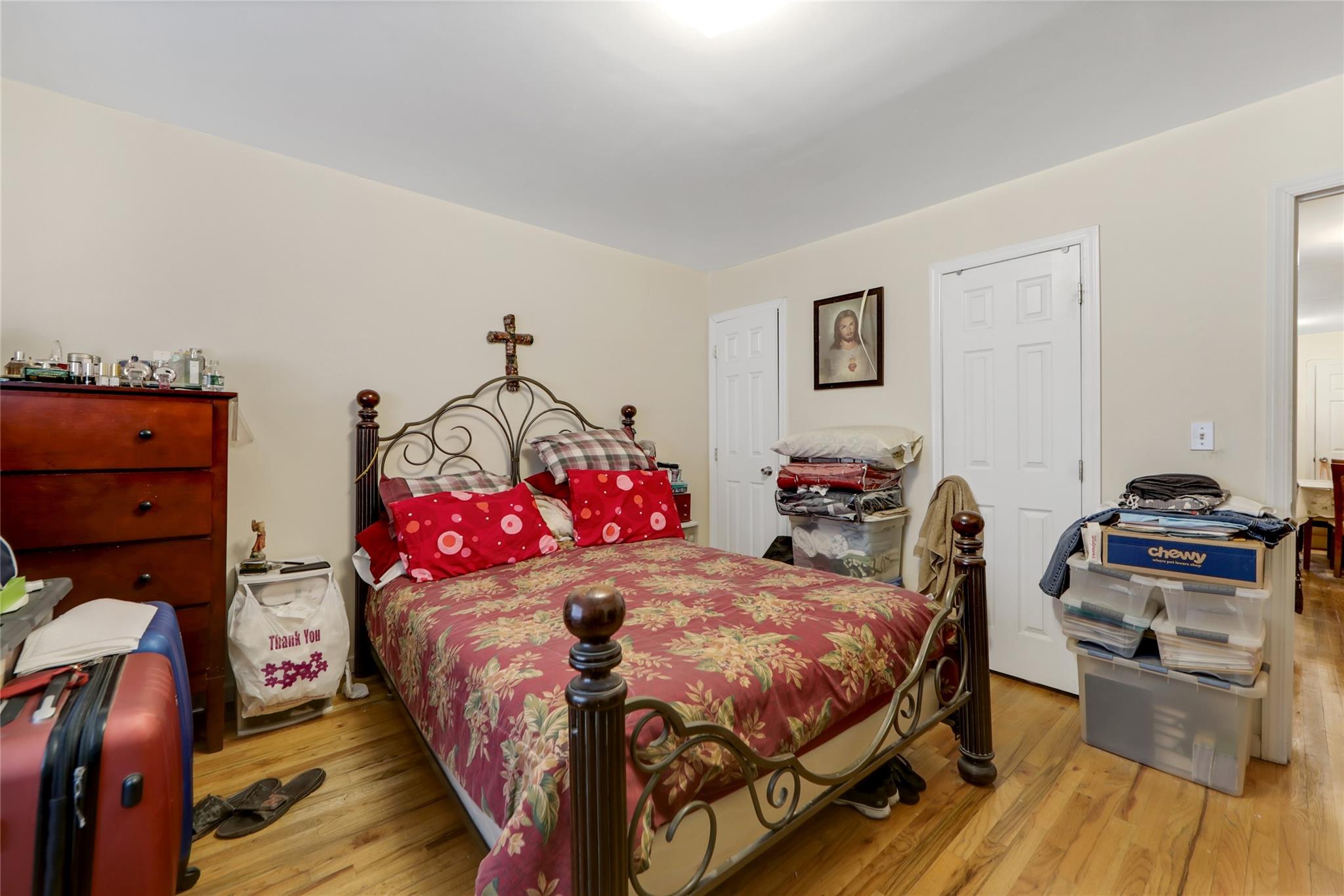 2470 Glebe Avenue, Bronx, NY 10461