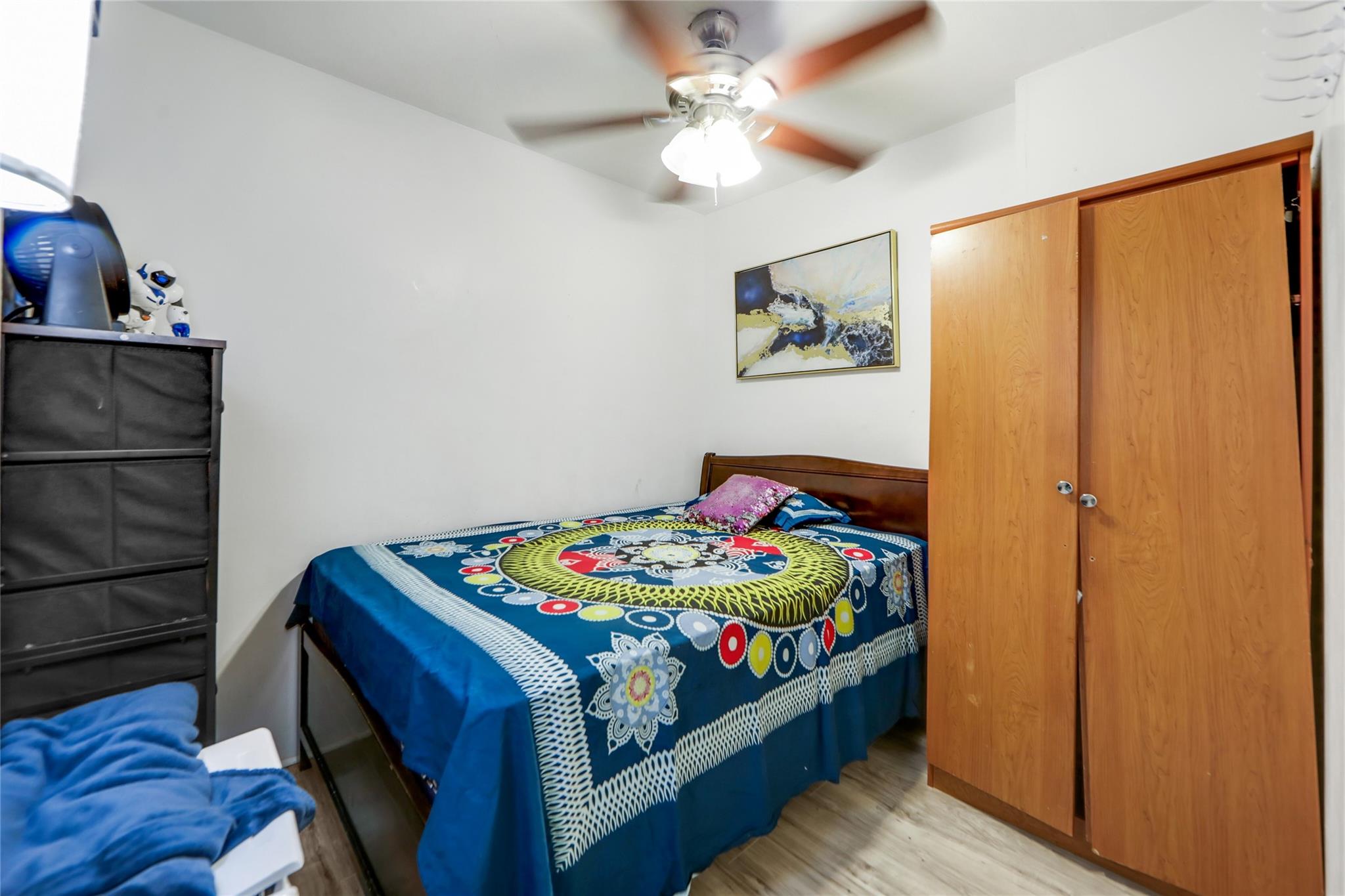 2470 Glebe Avenue, Bronx, NY 10461