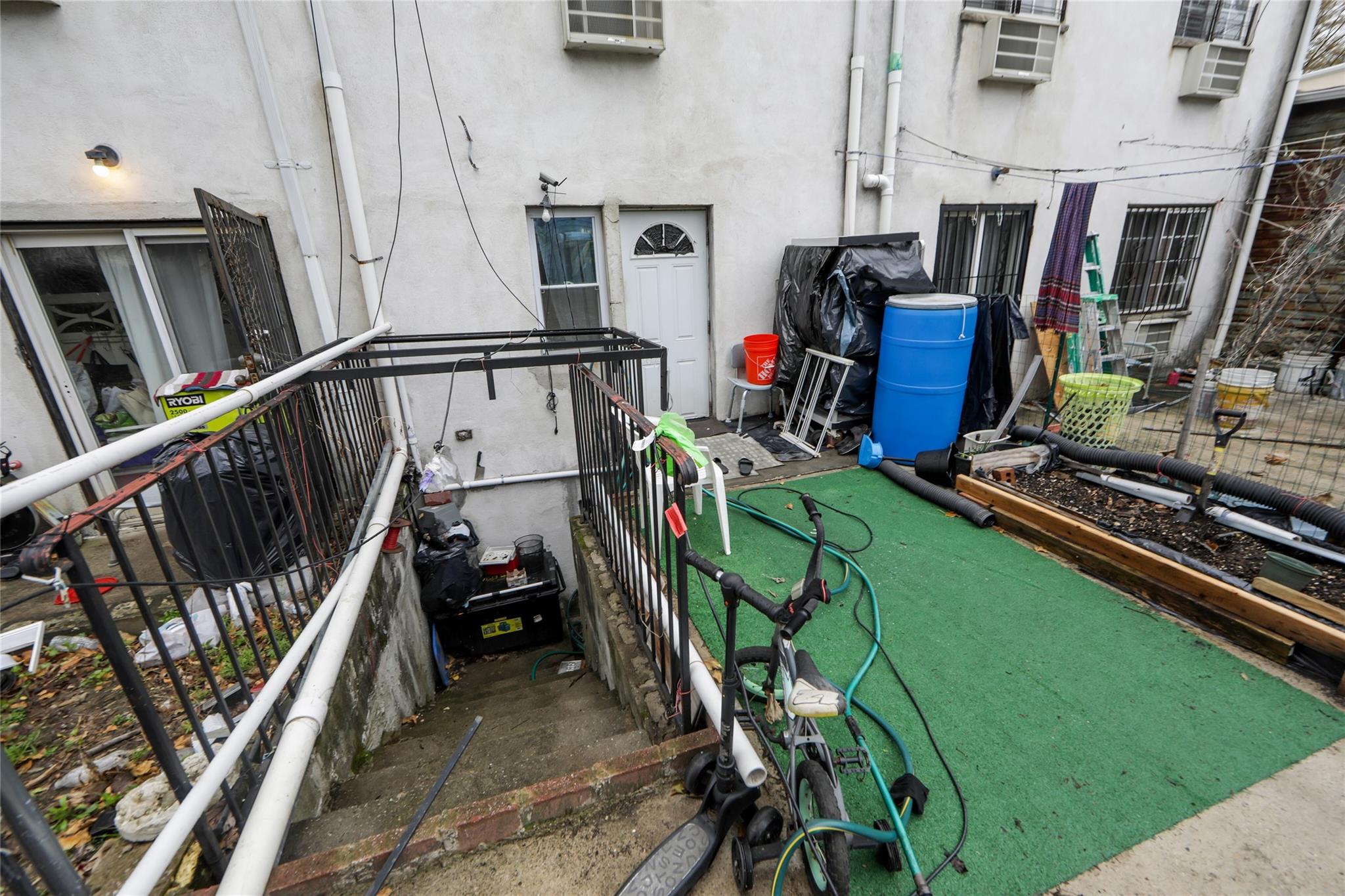 2470 Glebe Avenue, Bronx, NY 10461